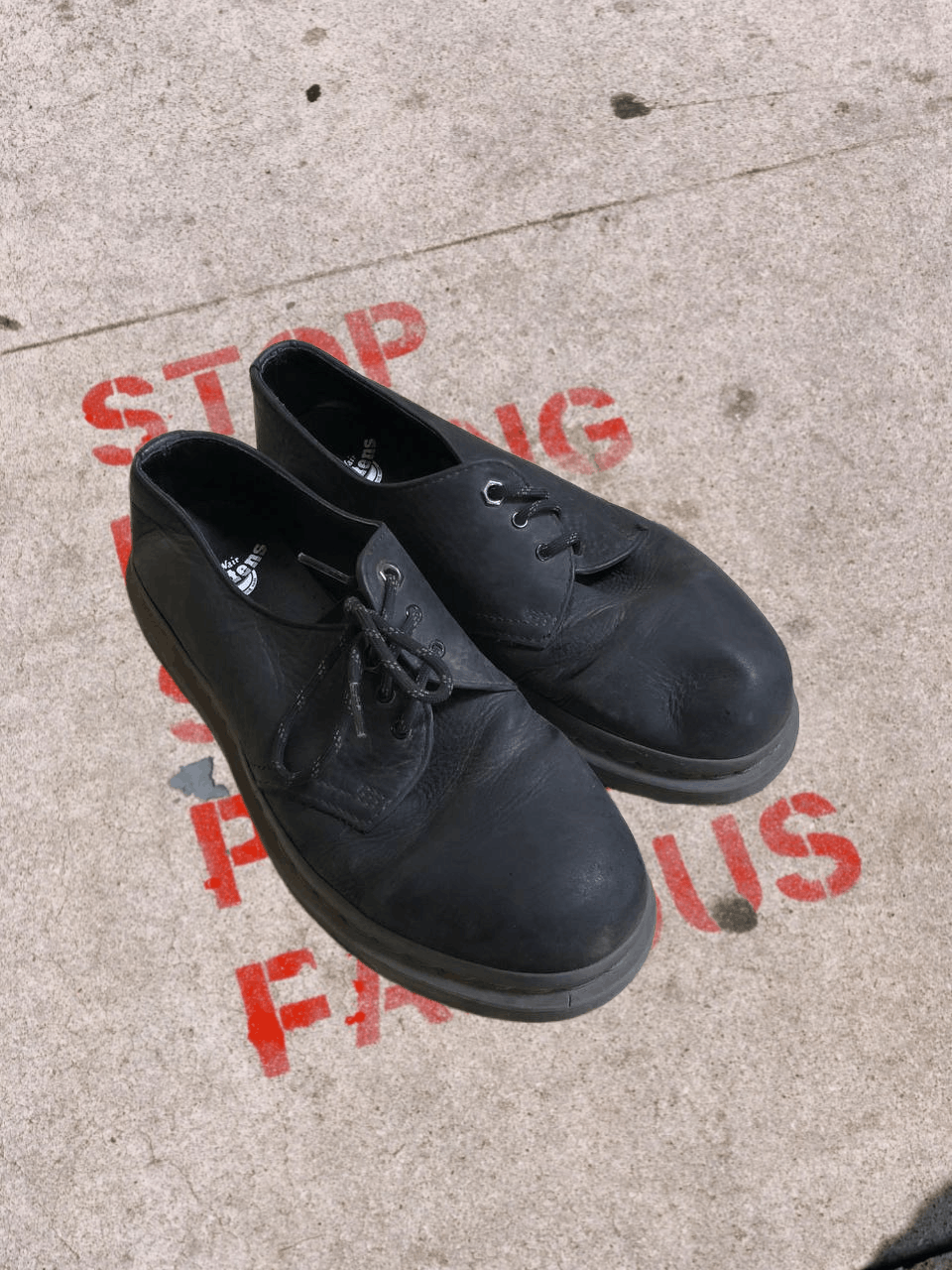 Dr. Martens Dr. Martens Casual Classic Leather Lace Up Oxford Shoes Size US 9.5 / EU 42-43 - 1 Thumbnail