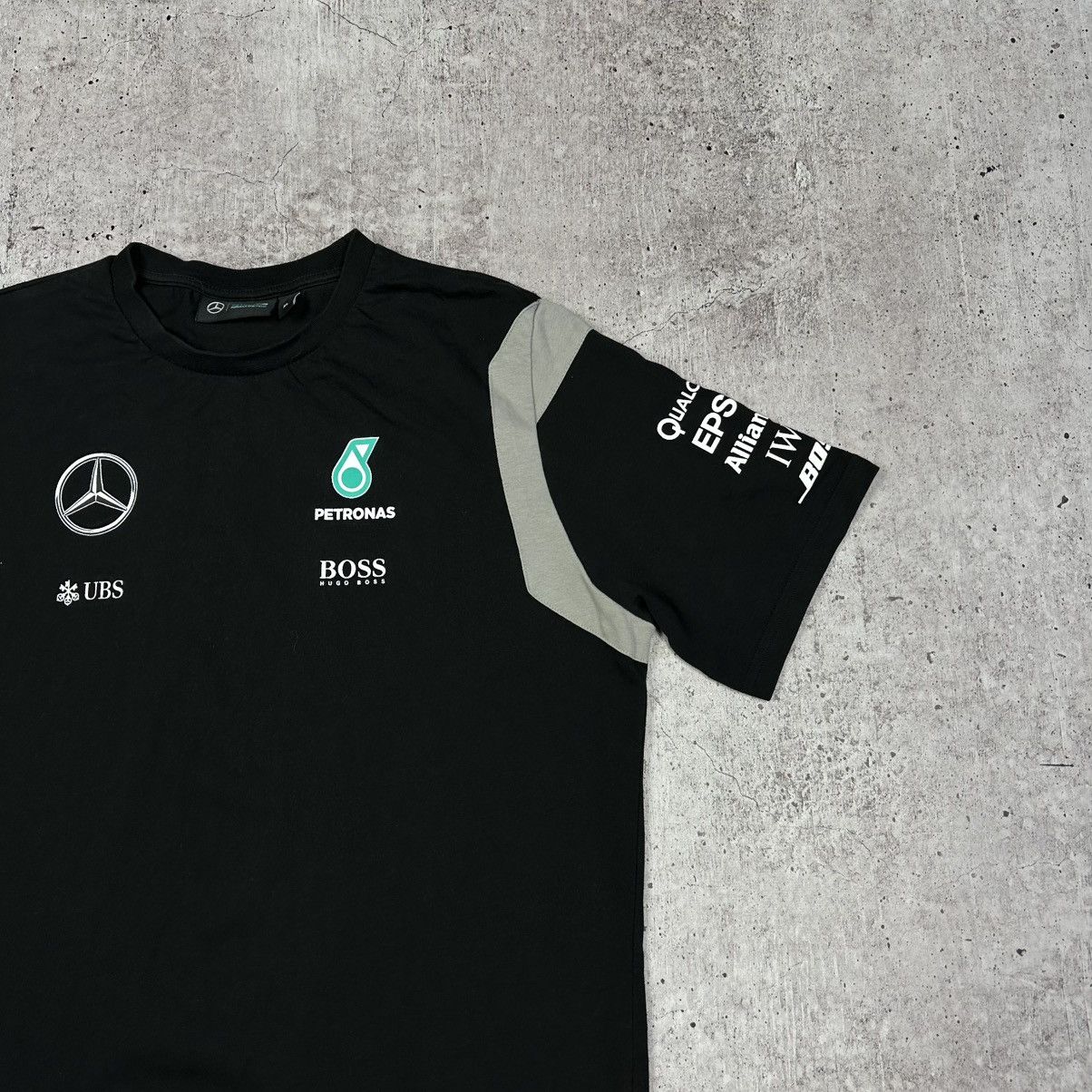 Mercedes-Benz Vintage Mercedes Benz Petronas F1 Formula Uno Hugo Boss Tee Size US XL / EU 56 / 4 - 2 Thumbnail