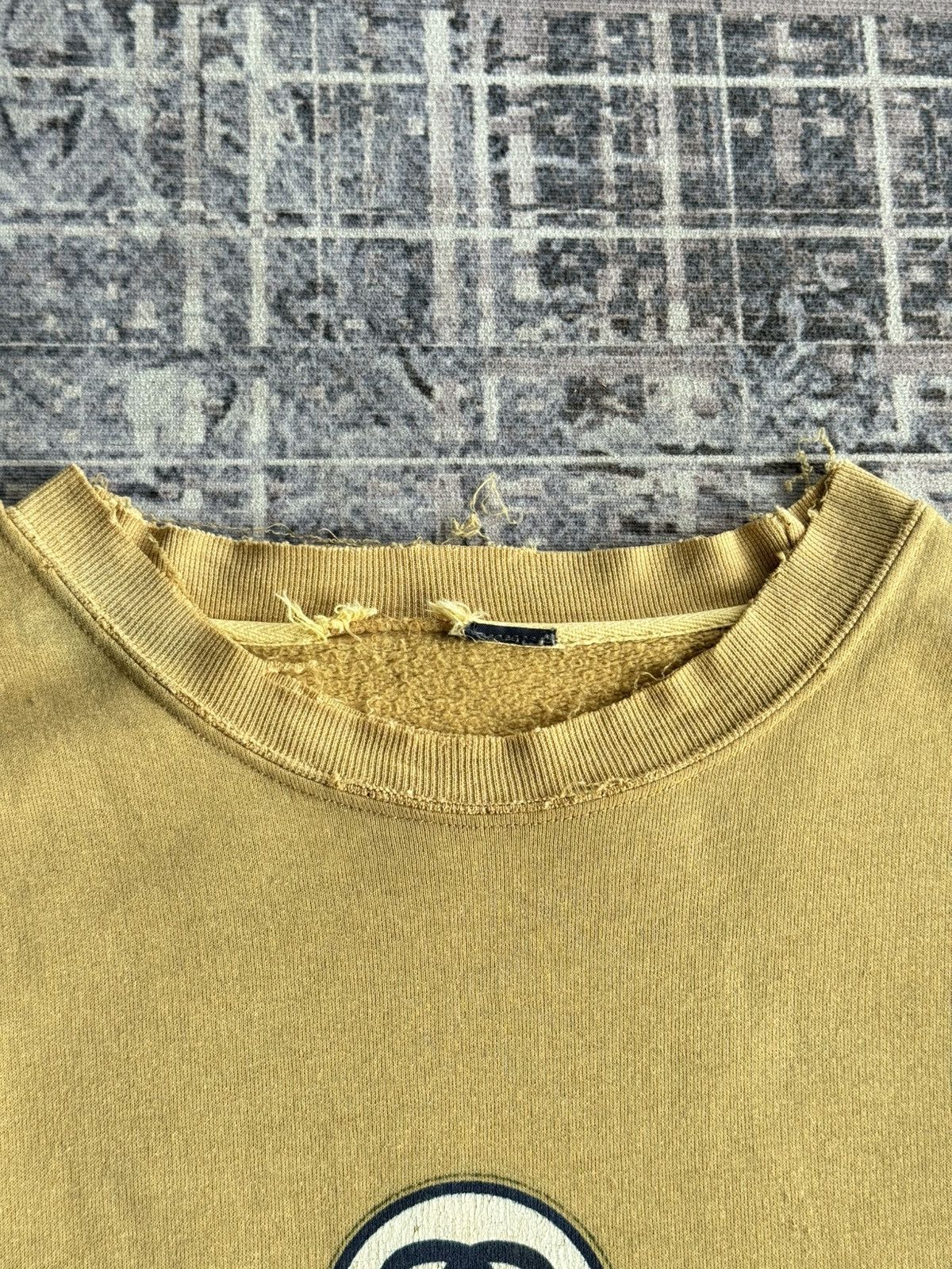Stussy Vintage Stussy Trashed 80s OG Logo Crewneck Size US L / EU 52-54 / 3 - 6 Thumbnail