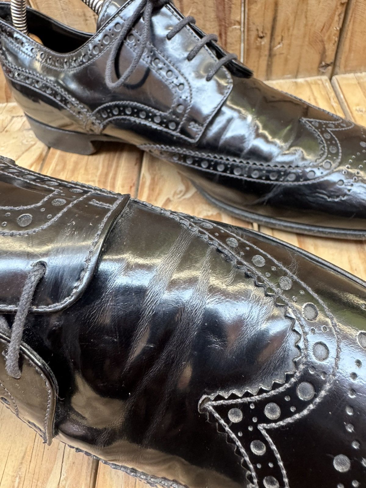Prada Prada brogue wingtip perforated Men’s dress shoes UK 7 US 8 Size US 8 / EU 41 - 9 Thumbnail