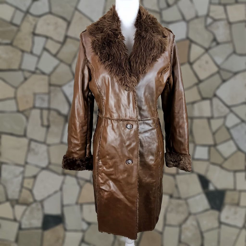 Vintage VINTAGE Kenneth Cole Reaction Leather Faux Fur Lined Jacket Coat Brown M Women Size M / US 6-8 / IT 42-44 - 1 Thumbnail