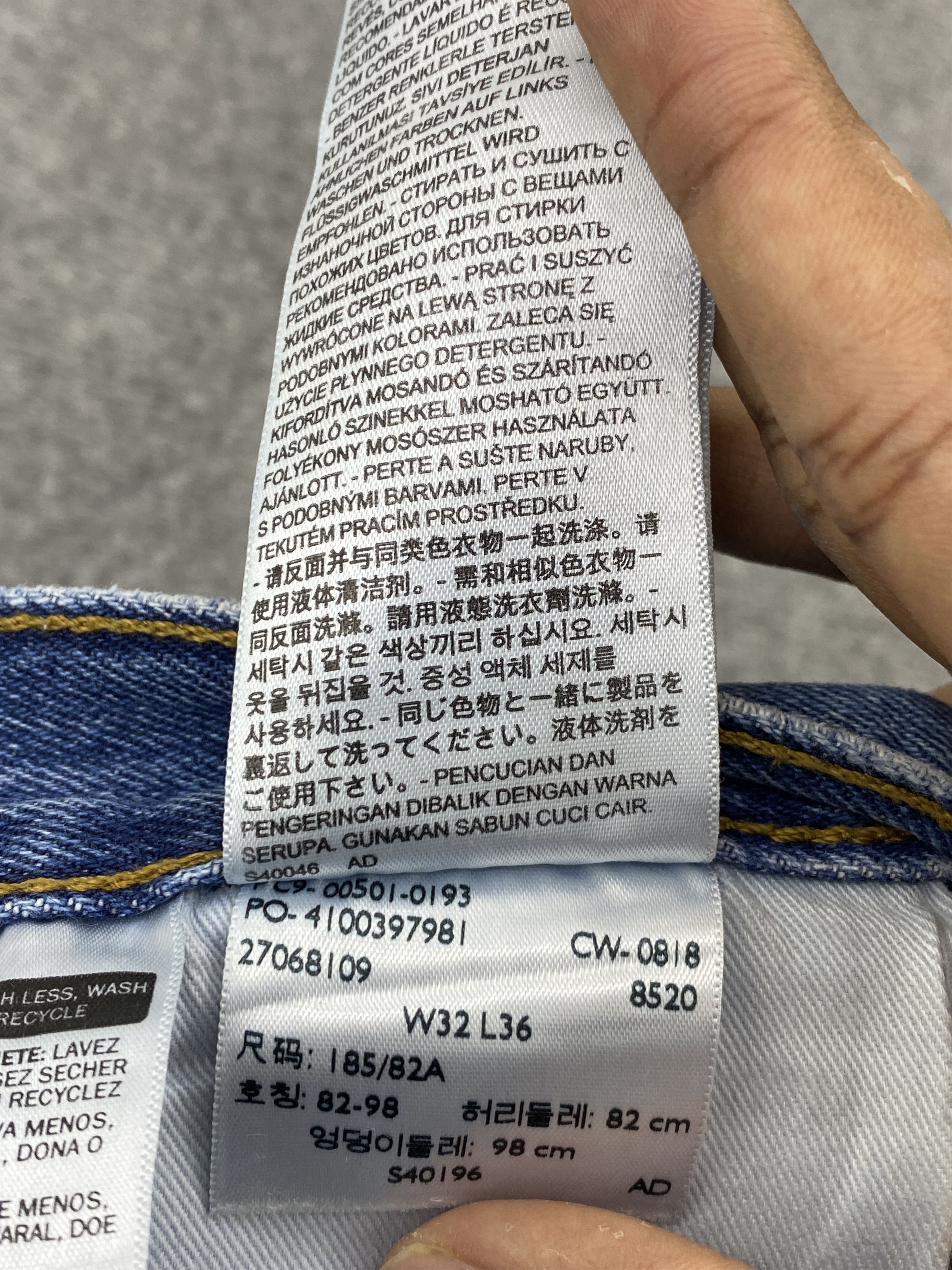 Levi's Vintage Levis 501 Blue Denim Jeans DP2660 Size US 31 - 15 Thumbnail