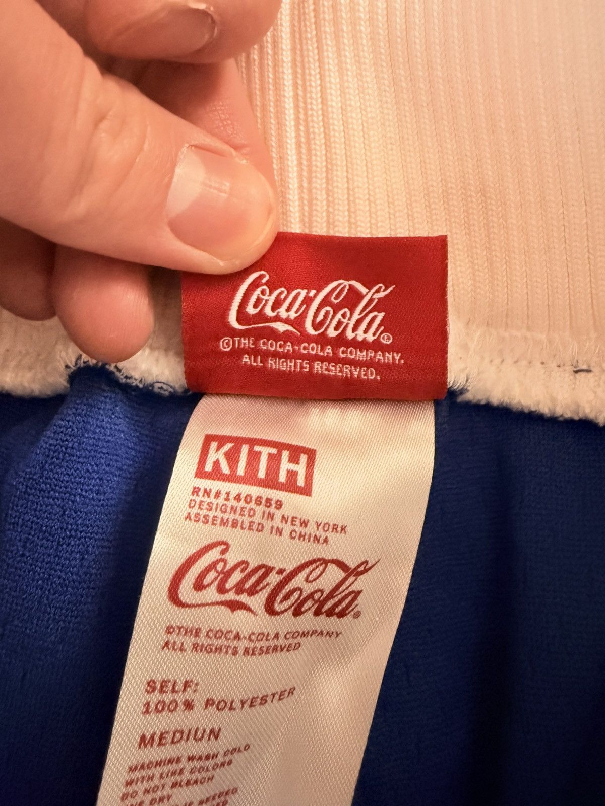 Coca Cola × Kith Kith x Coca Cola x Mitchell & Ness Mesh Hawaii Short Blue M Size US 32 / EU 48 - 3 Thumbnail