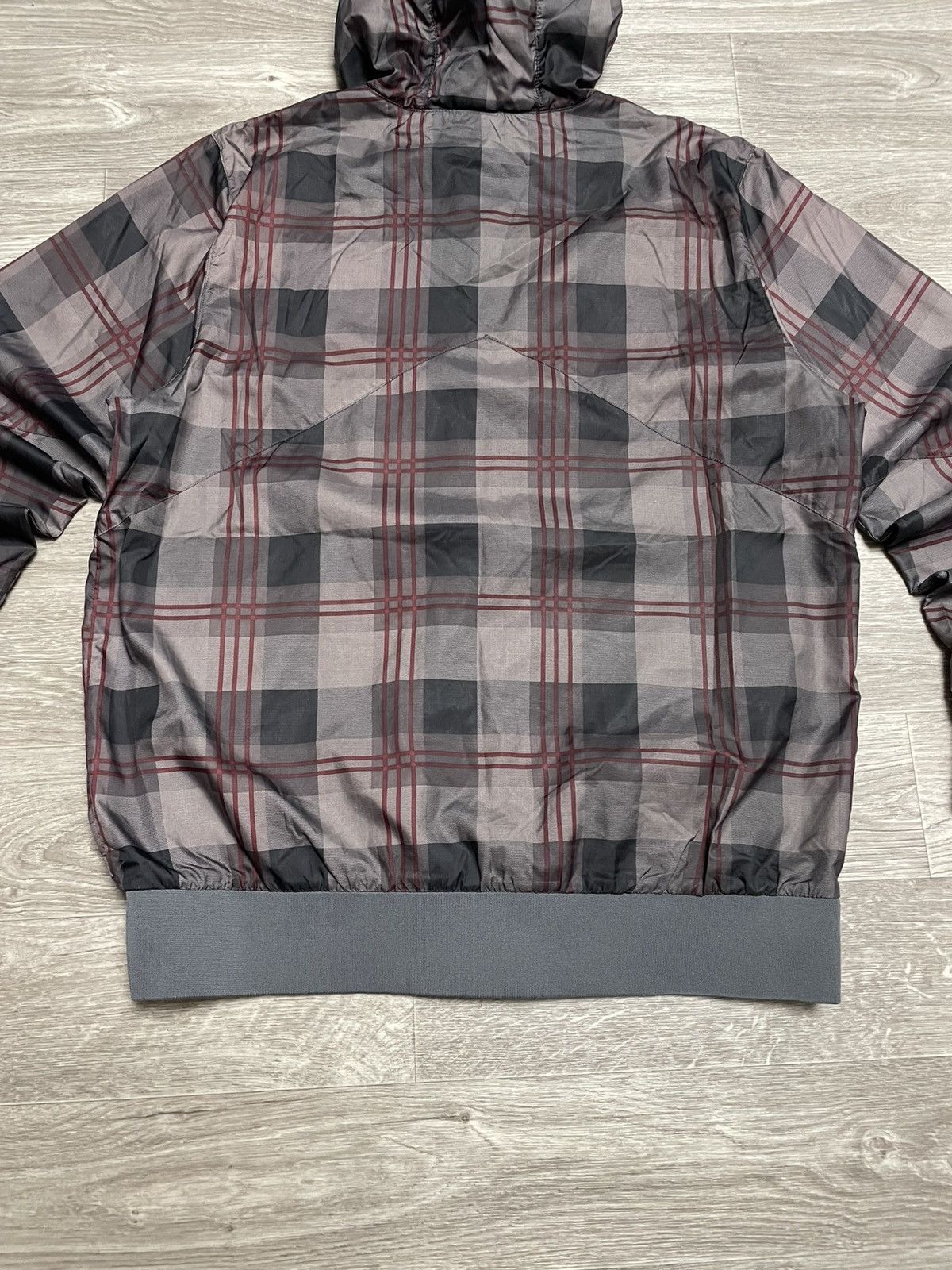 Nike SB Vintage Nike 6.0 Skateboarding Checkered Windbreaker Jacket Size US XL / EU 56 / 4 - 16 Thumbnail
