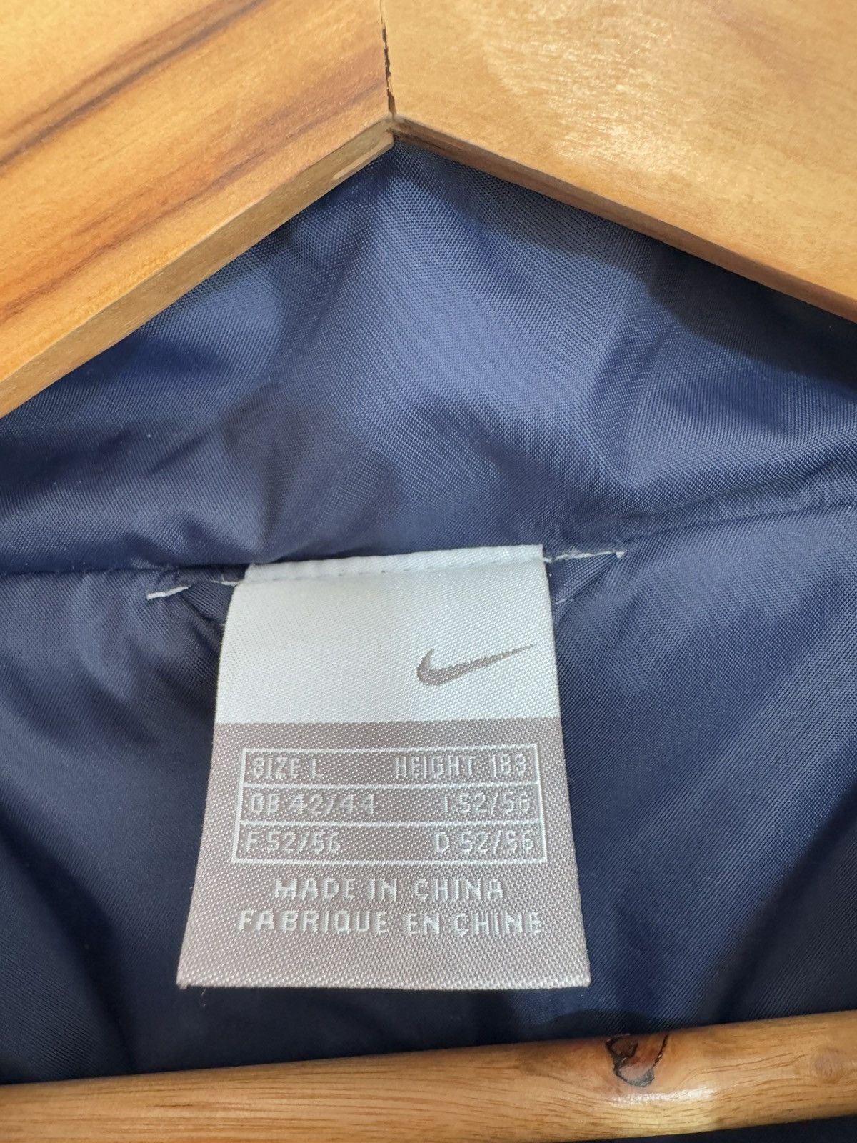 Nike × Vintage Nike Vintage Nylon Track Windbreaker Jacket Navy Drill Y2K Size US L / EU 52-54 / 3 - 16 Thumbnail