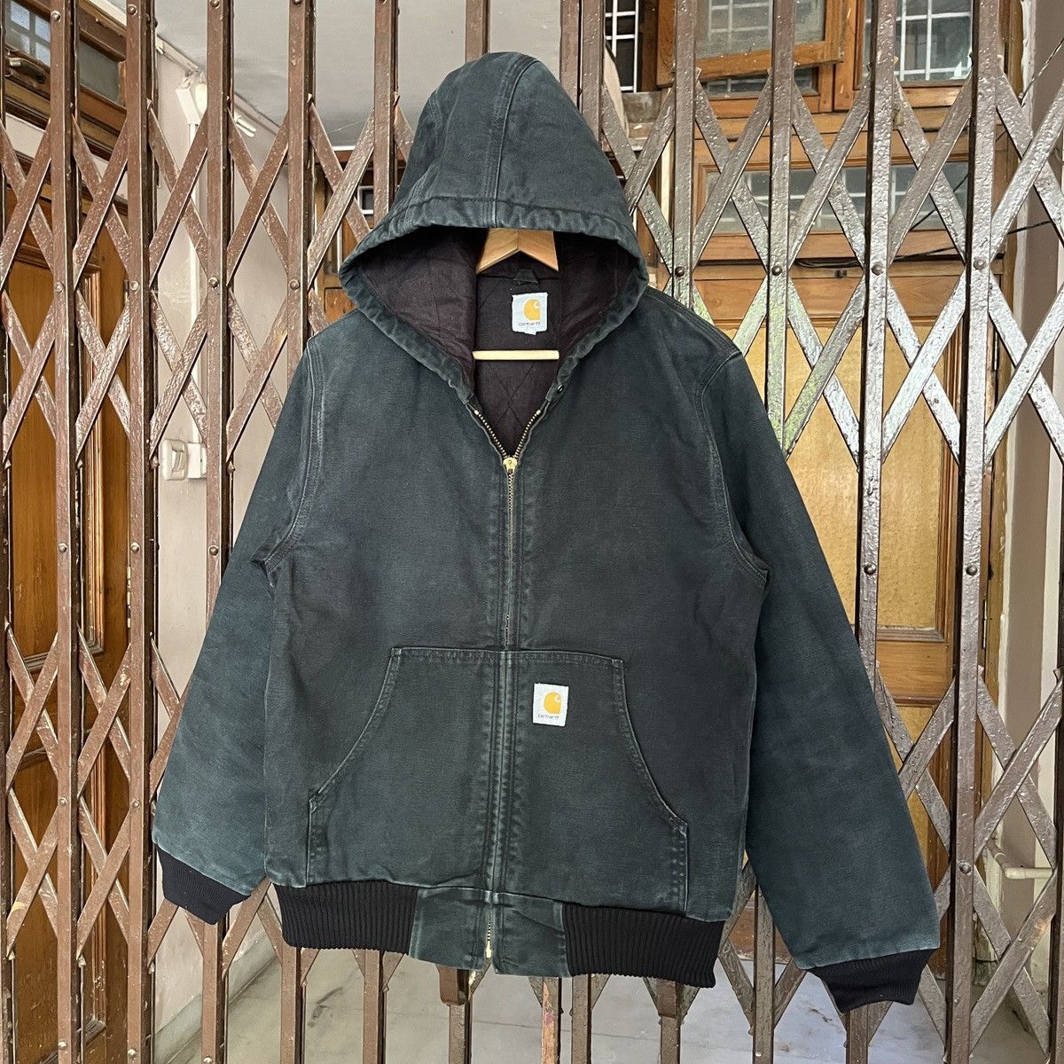 Carhartt Vintage Carhartt Black Active Hooded Jacket Size US M / EU 48-50 / 2 - 2 Thumbnail