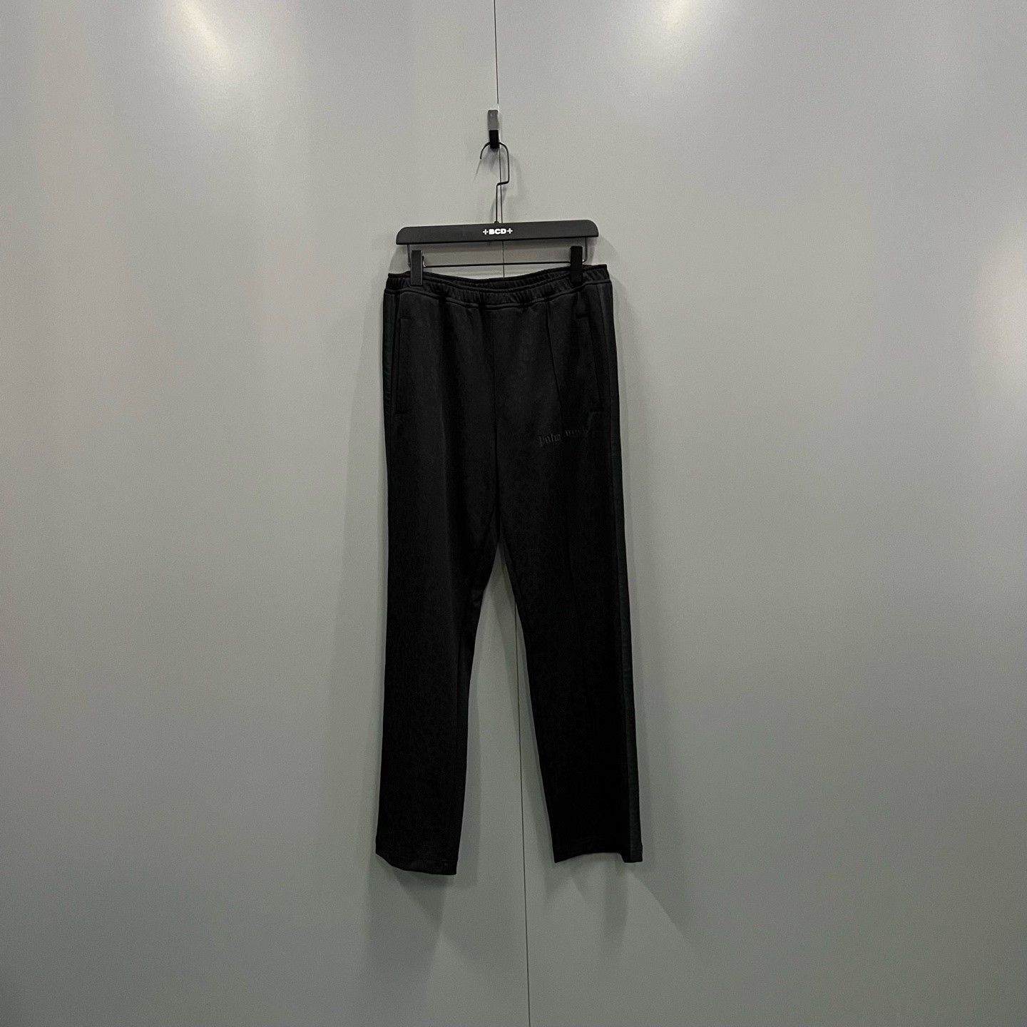 Palm Angels Palm Angels Retro Black Casual Pants 28 Men Size US 28 / EU 44 - 1 Thumbnail