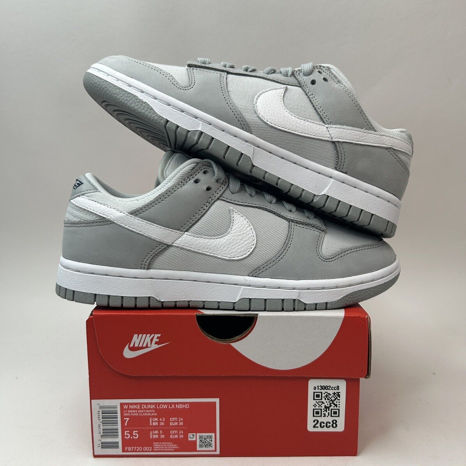 Nike Nike Dunk Low LX WMNS “Light Smoke Grey” 2023 Size US 7 / IT 37 - 1 Thumbnail