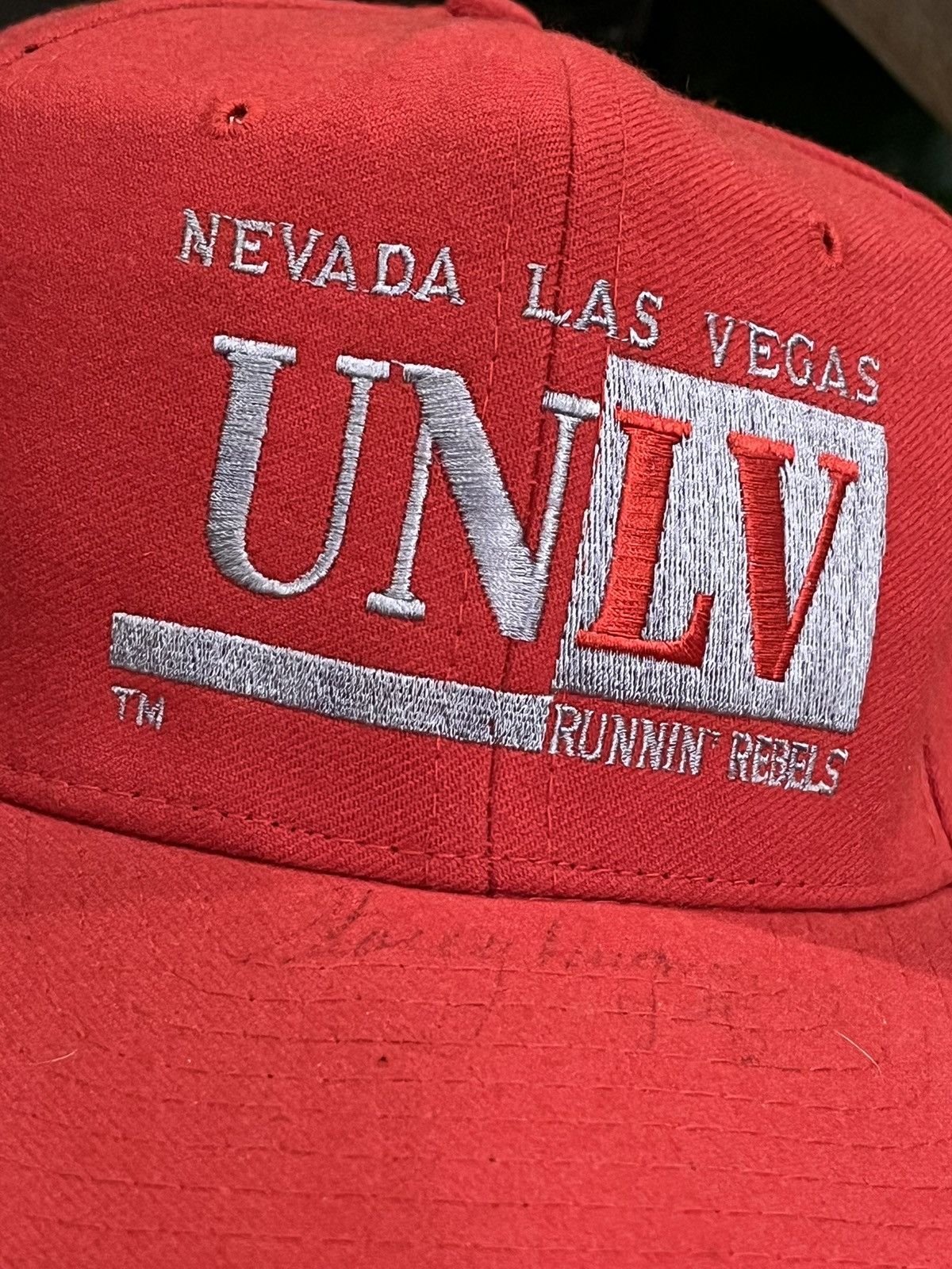 Vintage Vintage 90s UNLV SnapBack Size ONE SIZE - 2 Thumbnail