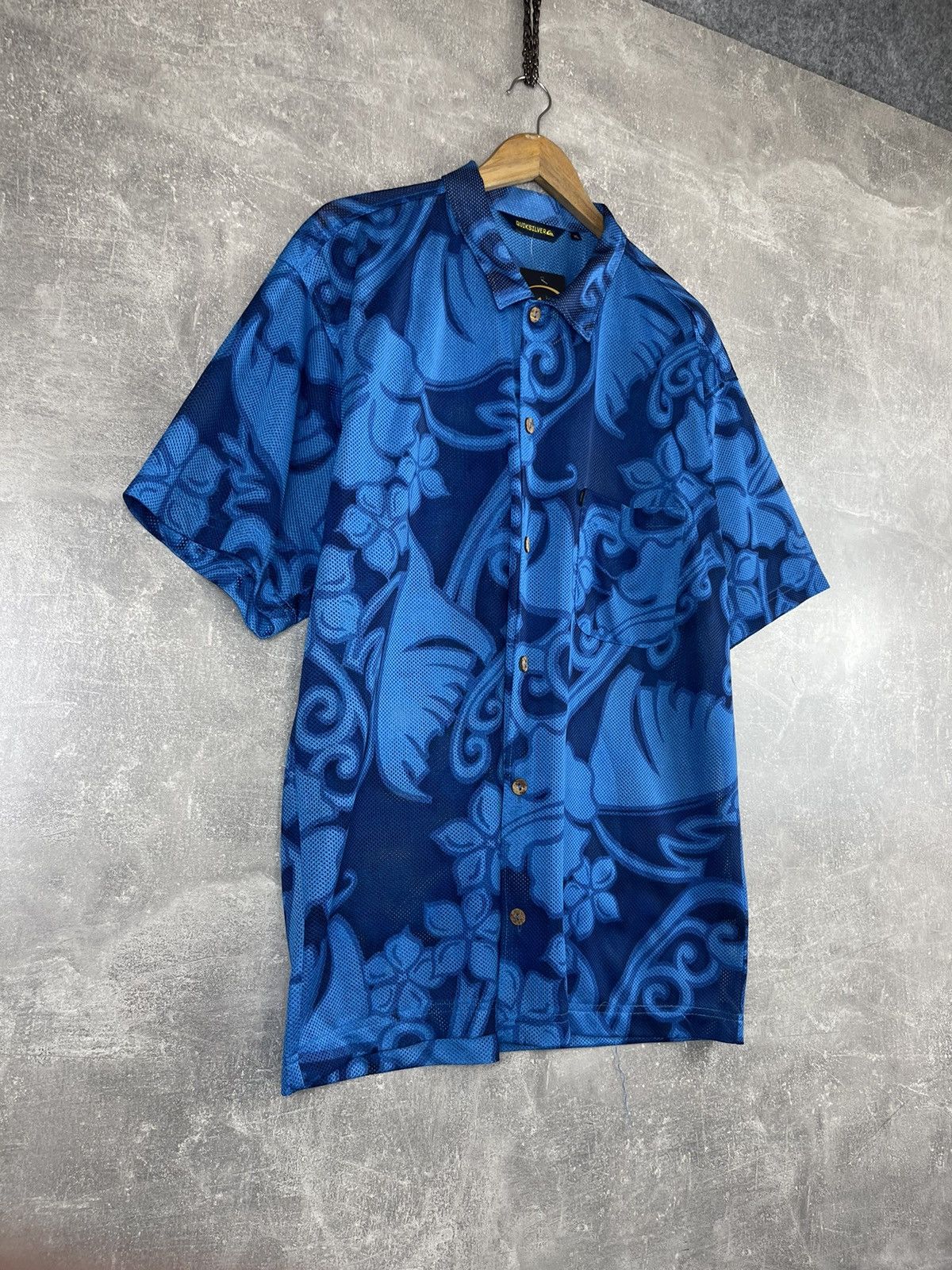 Quiksilver Vintage Quiksilver Mesh Floral Aloha Surf Y2K Hawaii Shirt Size US XL / EU 56 / 4 - 3 Thumbnail
