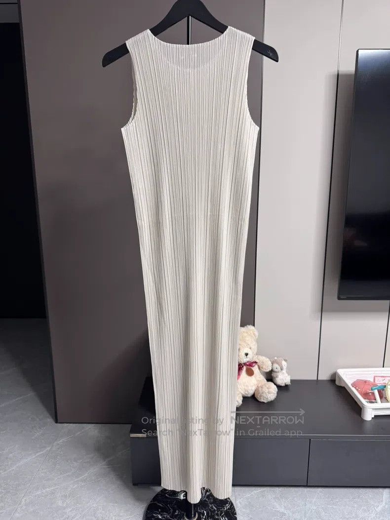 Issey Miyake Issey Miyake size:4 Beige Skirt Size M / US 6-8 / IT 42-44 - 2 Thumbnail