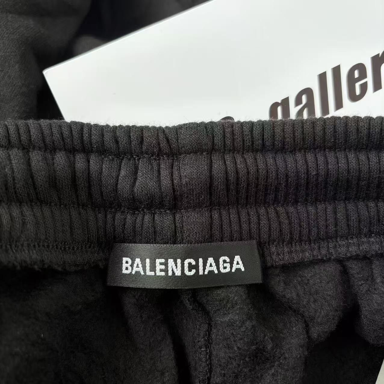 Balenciaga Balenciaga Sporty B Sweat Shorts Size US 28 / EU 44 - 6 Thumbnail