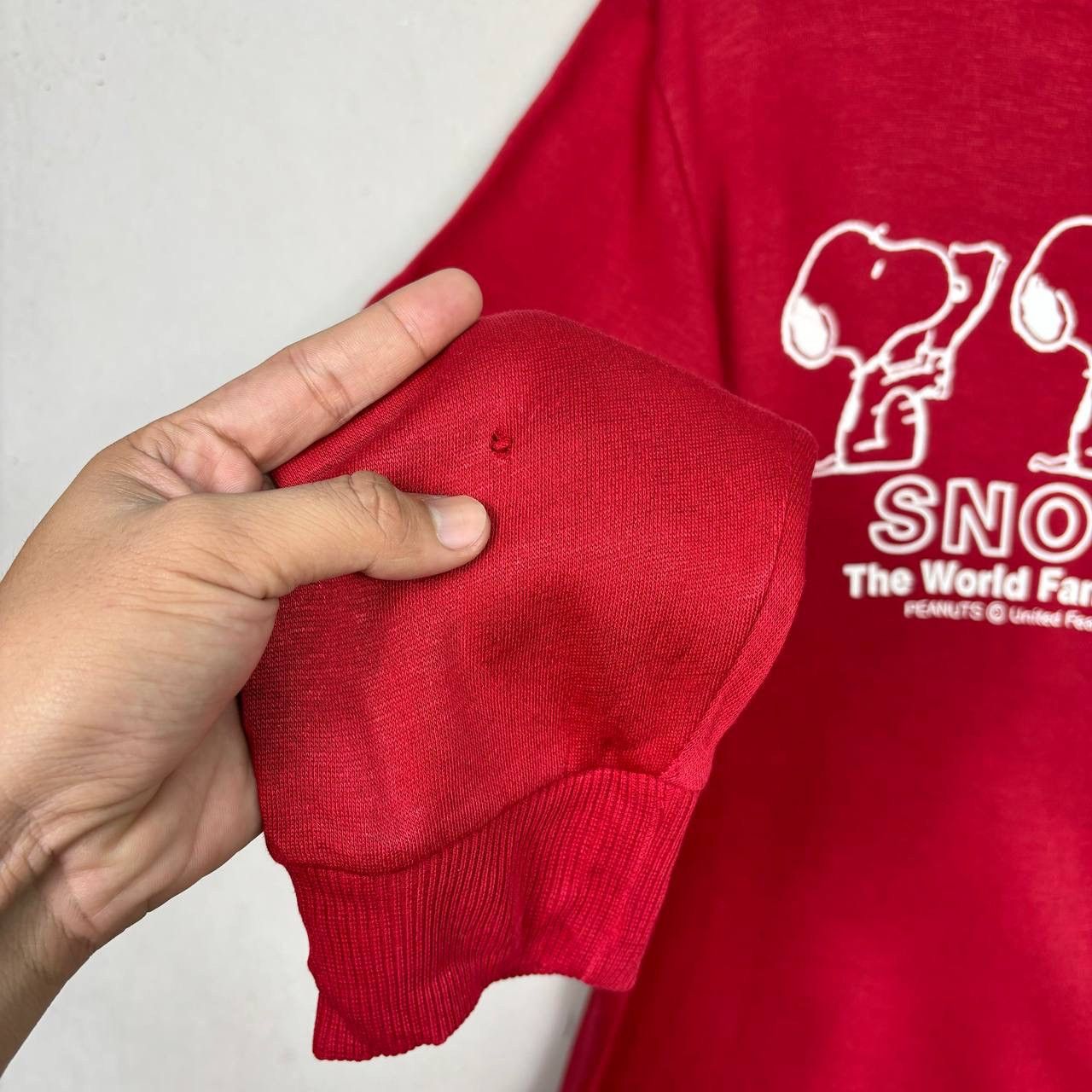 Peanuts Vintage 90s Peanuts Snoopy Crewneck Sweatshirt Red Size L Size US L / EU 52-54 / 3 - 6 Thumbnail