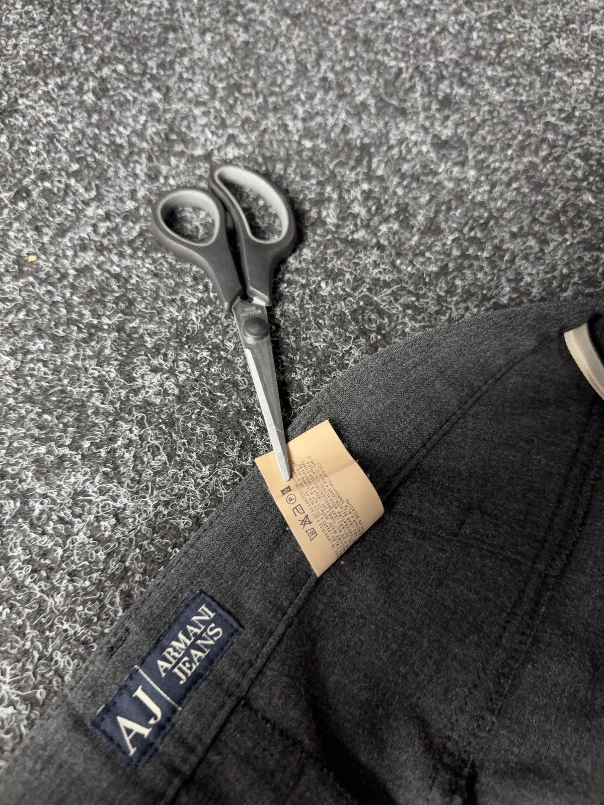 Armani Luxury 00s Armani Jeans Comfort Fit Grey Wool Blend Pants Size US 32 / EU 48 - 10 Thumbnail