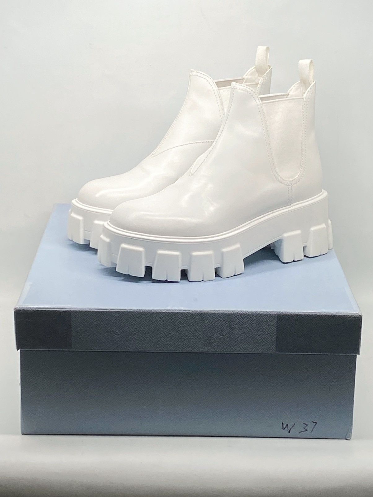 Prada Prada Monolith Leather Lug-Sole Chelsea Boots size 37 Size US 7 / IT 37 - 14 Thumbnail