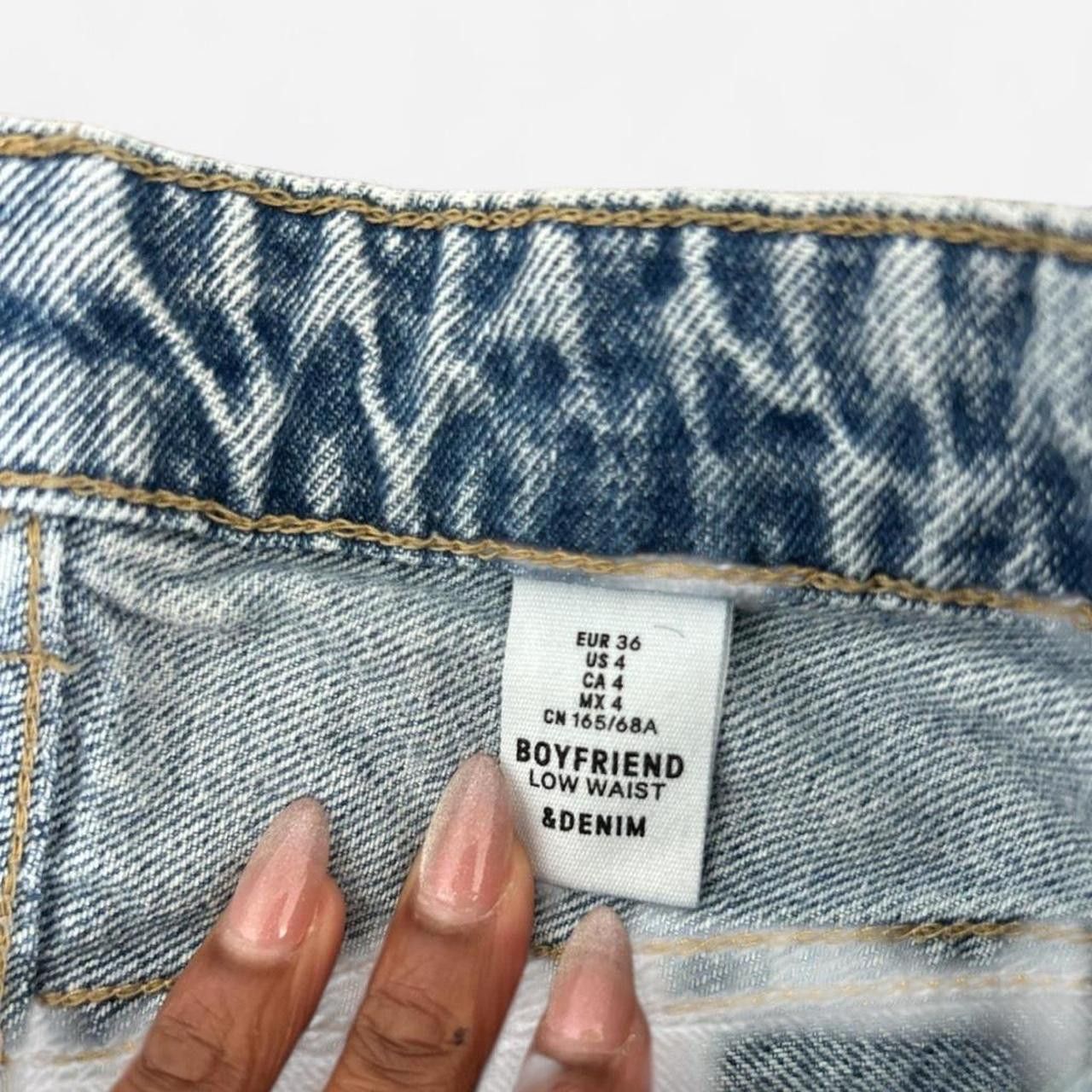 Forever 21 H&M Light Wash Ripped Jeans Low Rise Size 29" - 5 Thumbnail