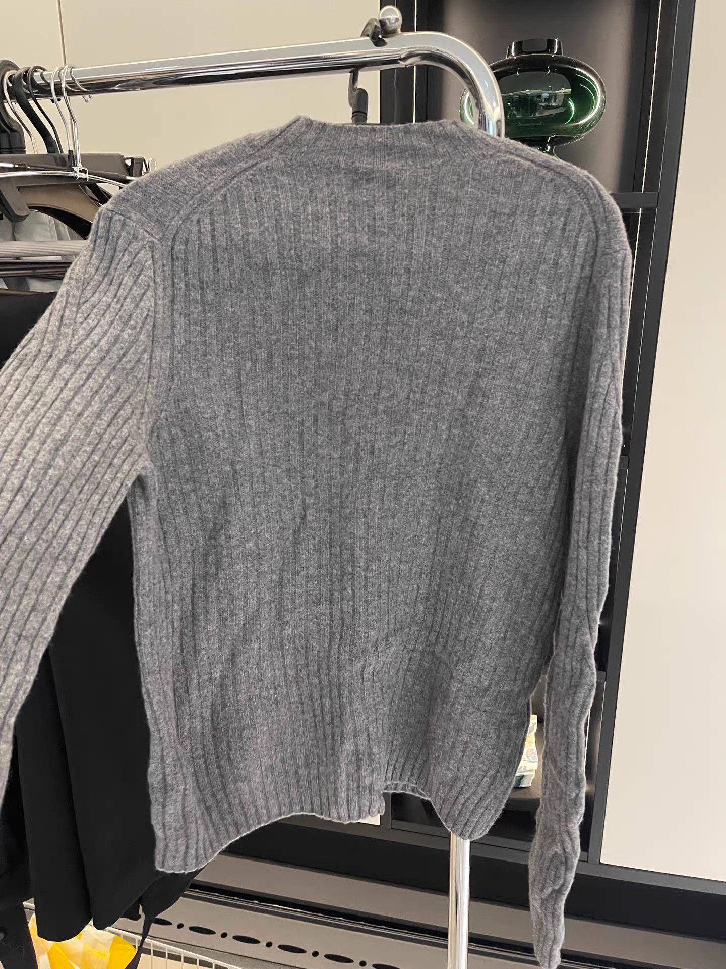 Hugo Hugo Boss Wool Half High Neck Base Sweater K27 Size US L / EU 52-54 / 3 - 3 Thumbnail