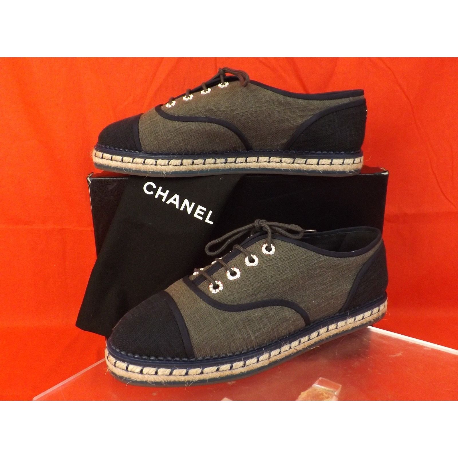 Chanel CHANEL GREEN BLACK CANVAS PEARLS CC ESPADRIL OXFORDS FLAT 40 Size US 10 / IT 40 - 3 Thumbnail