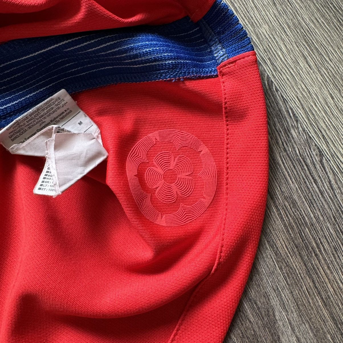 Nike Nike England 2016 Away Soccer Jersey Size US M / EU 48-50 / 2 - 11 Thumbnail