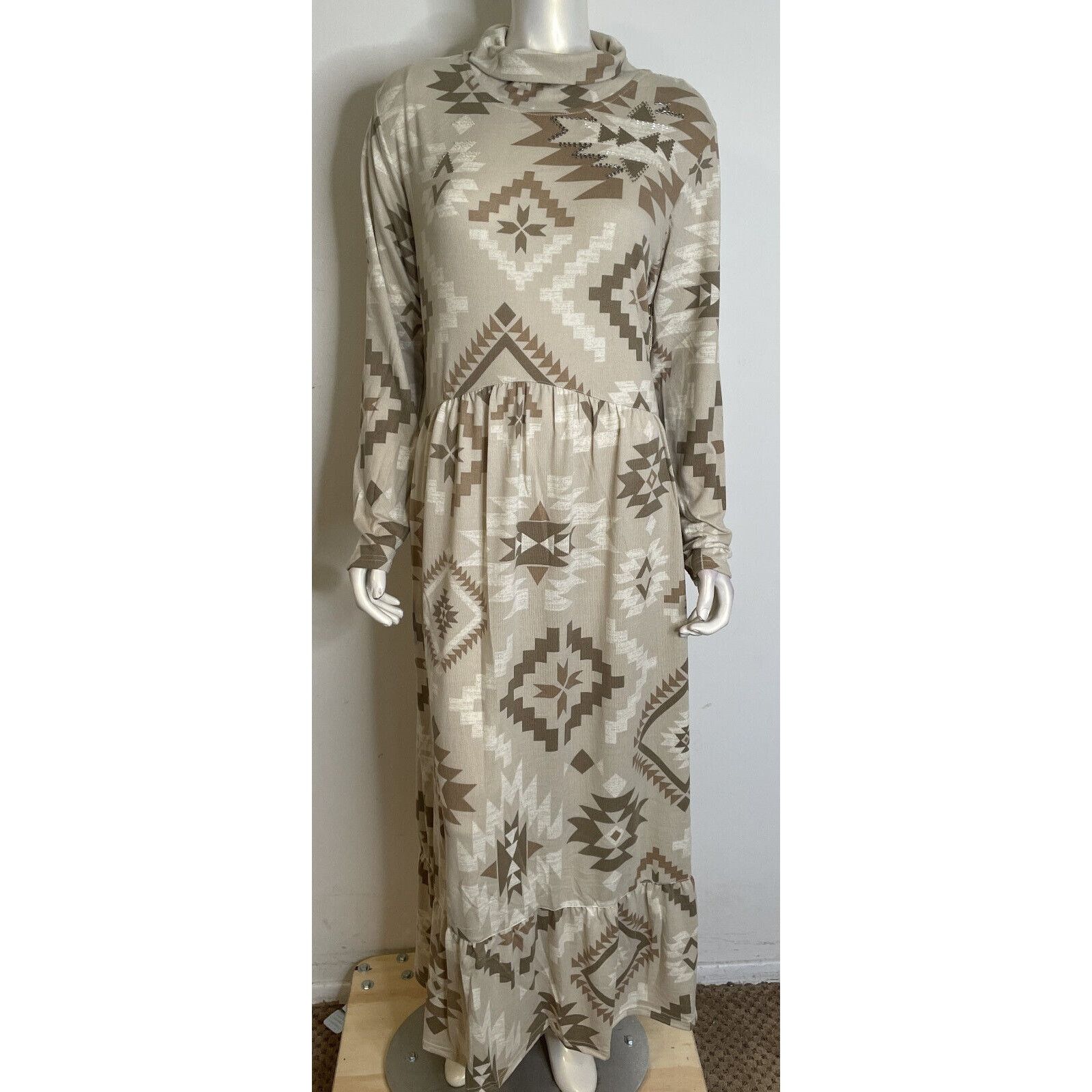 Double D Ranch Double D Ranch Mesa Sunrise Dress Long XL NWT SW Beaded Tan Size XL / US 12-14 / IT 48-50 - 1 Thumbnail