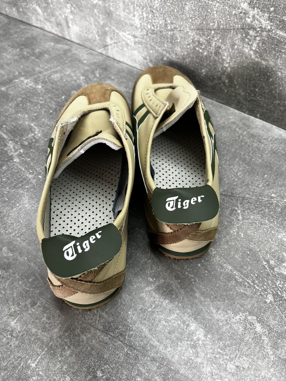 Asics Vintage Shoes Onitsuka Tiger Mexico 66 Kill Bill Y2K Size US 11 / EU 44 - 13 Thumbnail