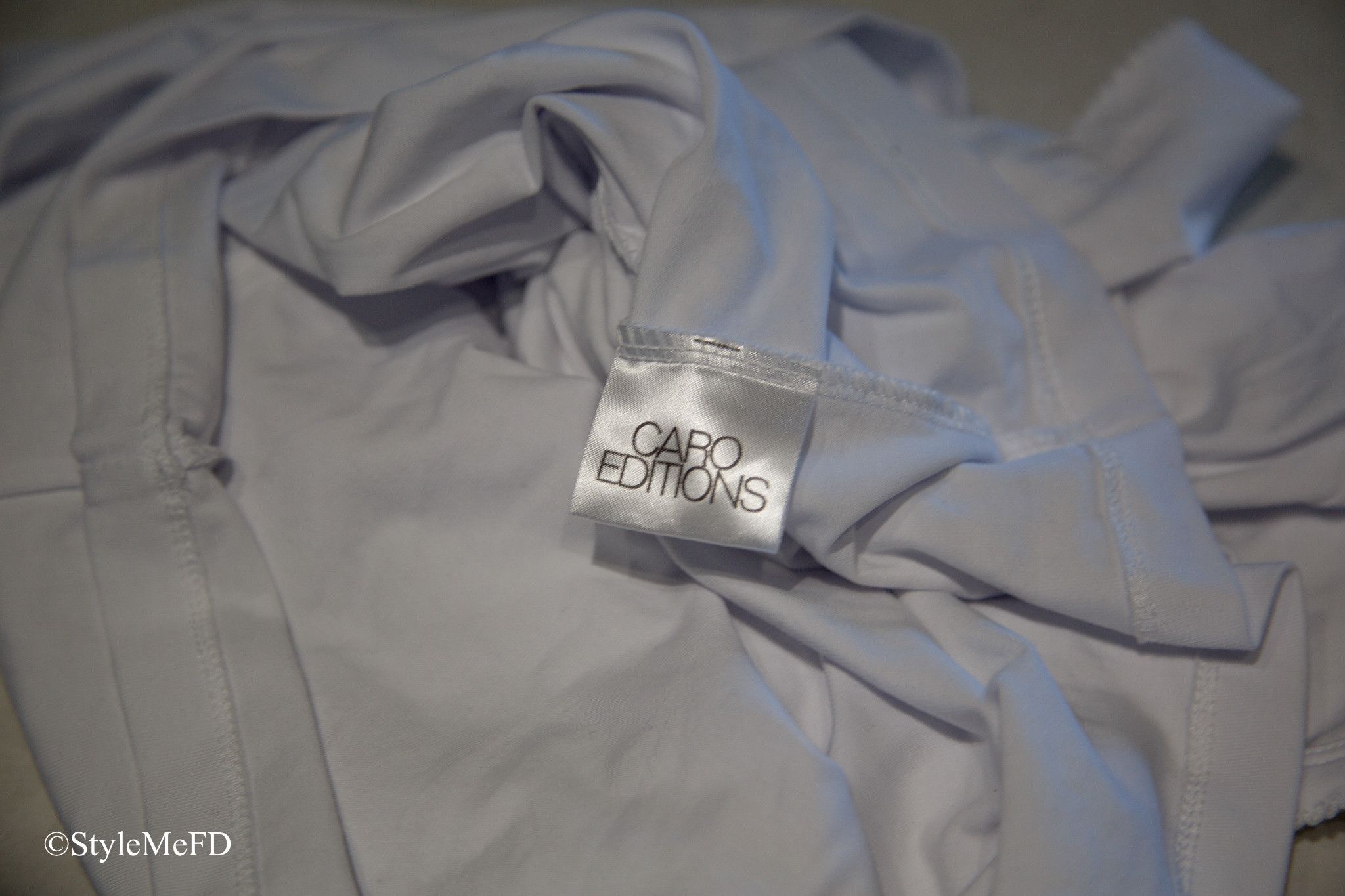 Other CARO Editions "Caro" Black Bow T-Shirt Size XL / US 12-14 / IT 48-50 - 9 Thumbnail