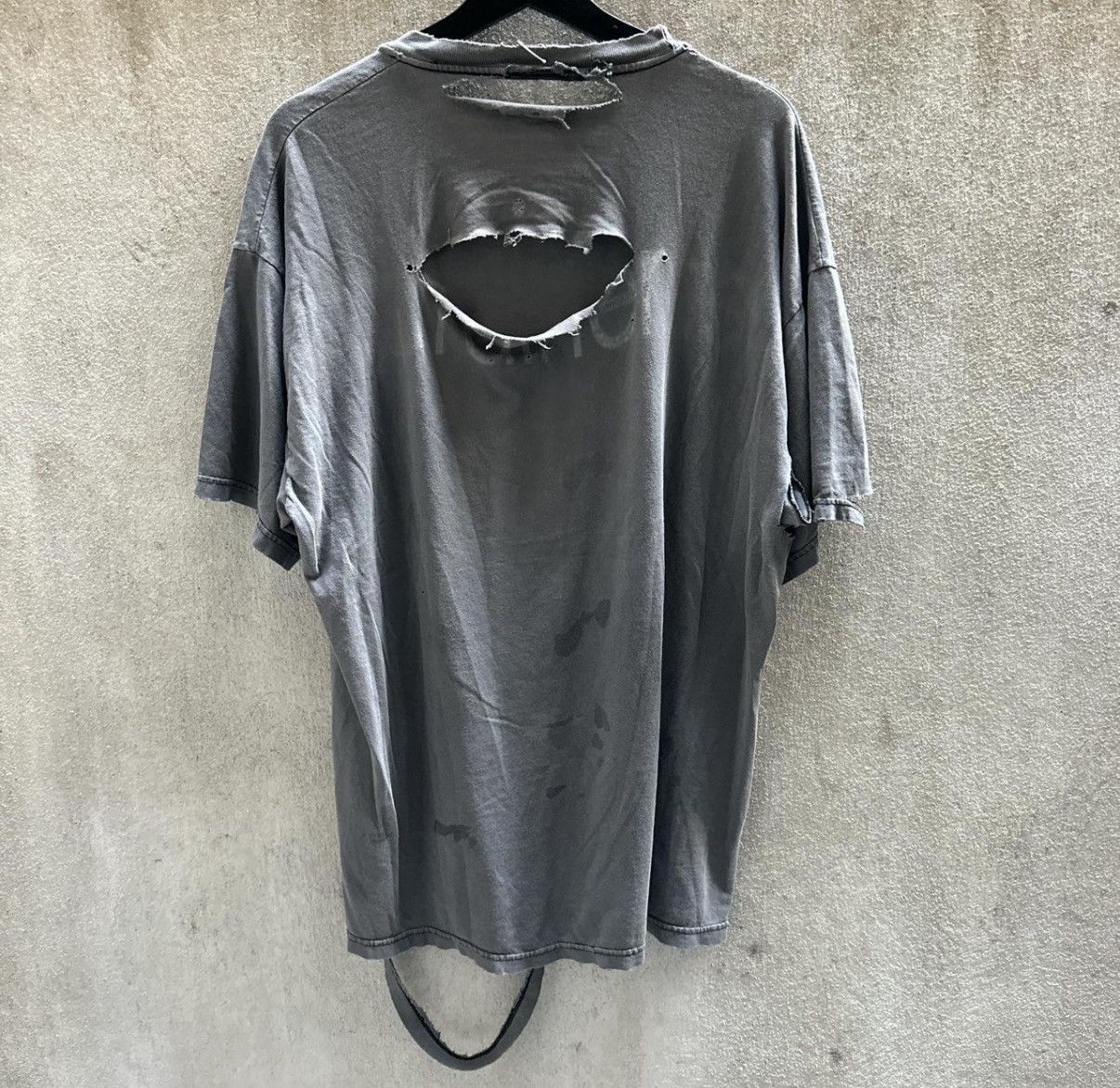 Vintage Thrashed vintage tee Size US XL / EU 56 / 4 - 3 Thumbnail