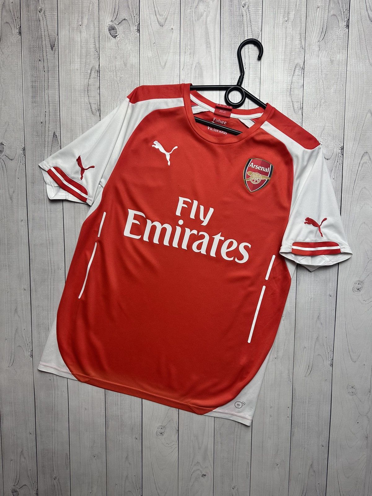 Vintage Vintage red Arsenal soccer jersey size M puma Size US M / EU 48-50 / 2 - 1 Thumbnail