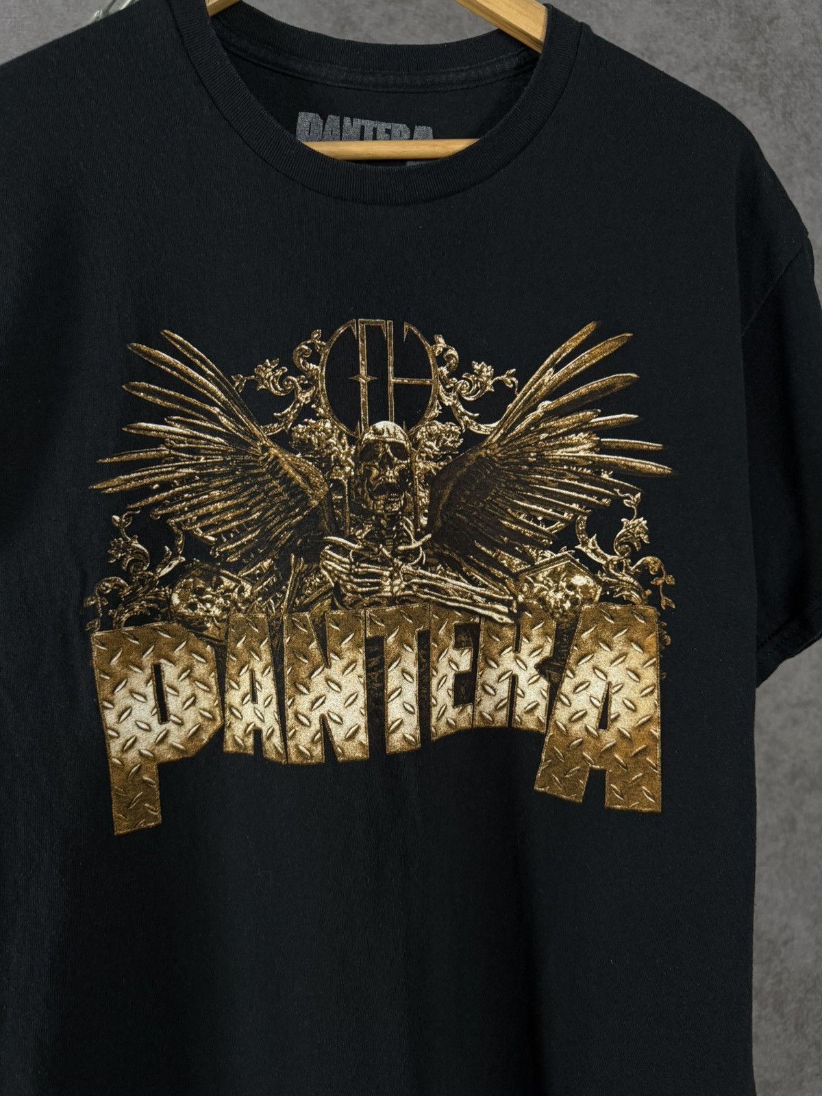 Band Tees Pantera rock band tour tee Size US L / EU 52-54 / 3 - 4 Thumbnail