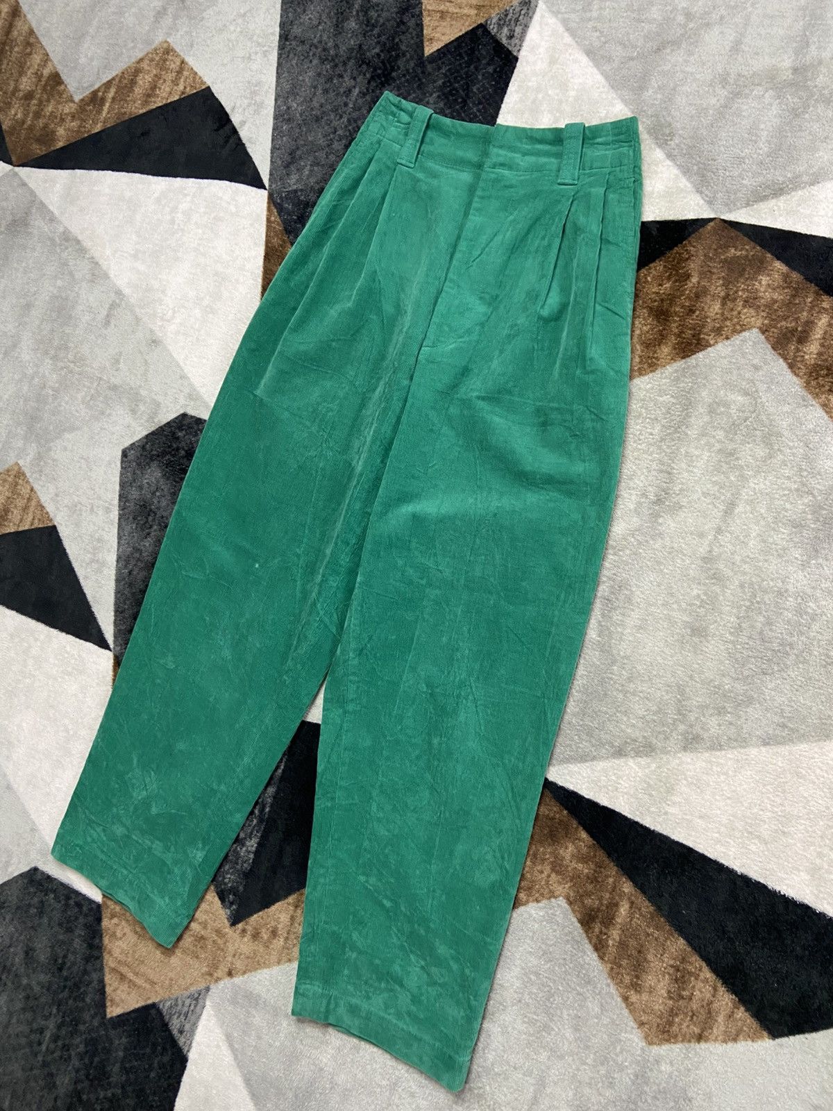 Marni × Uniqlo Marni x Uniqlo Green Corduroy High Waist Pleated Trousers Size 28" / US 6 / IT 42 - 2 Thumbnail