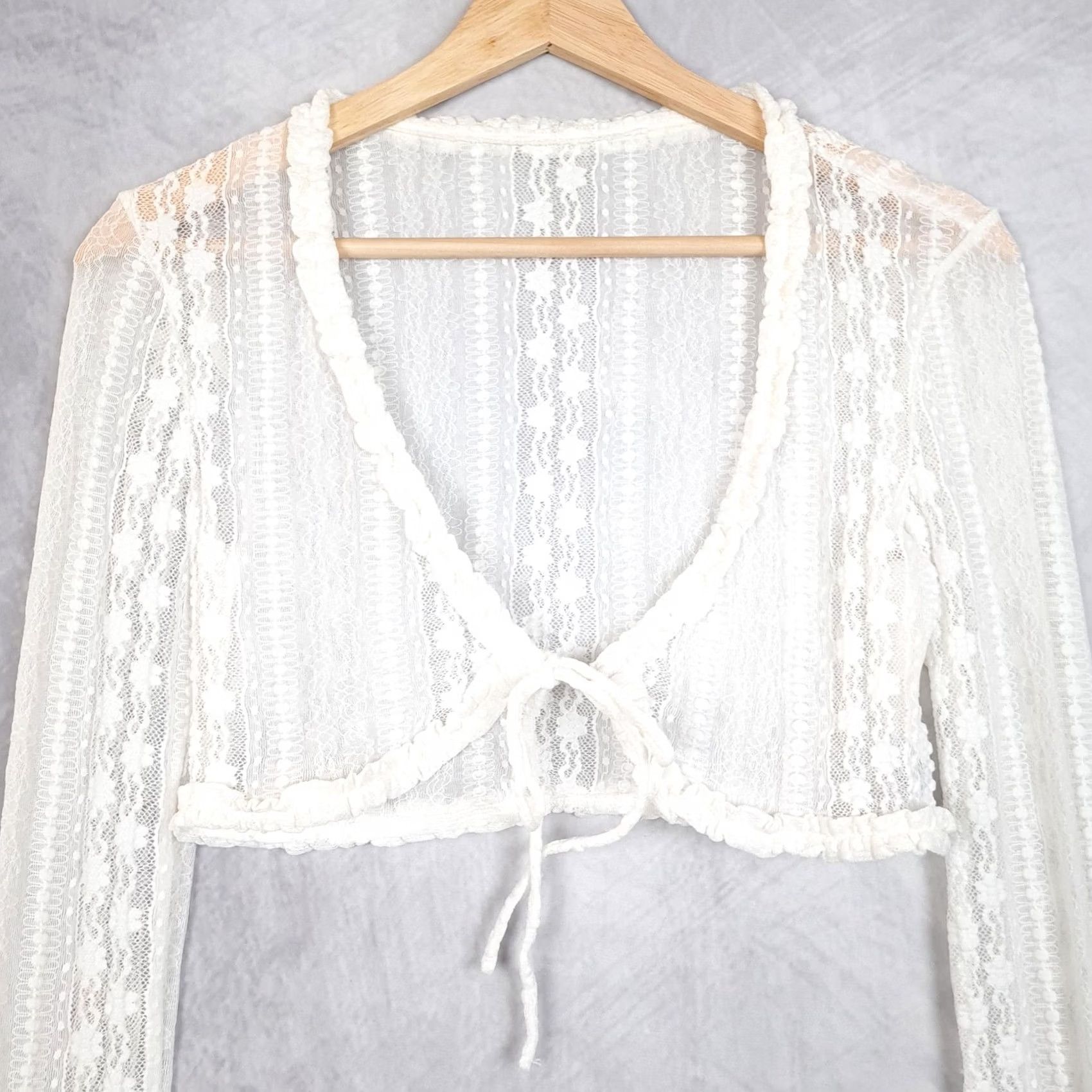 Vintage Tiger Mist Top Womens XS White Floral Lace Sheer Cropped Tie Front Size XS / US 0-2 / IT 36-38 - 5 Thumbnail