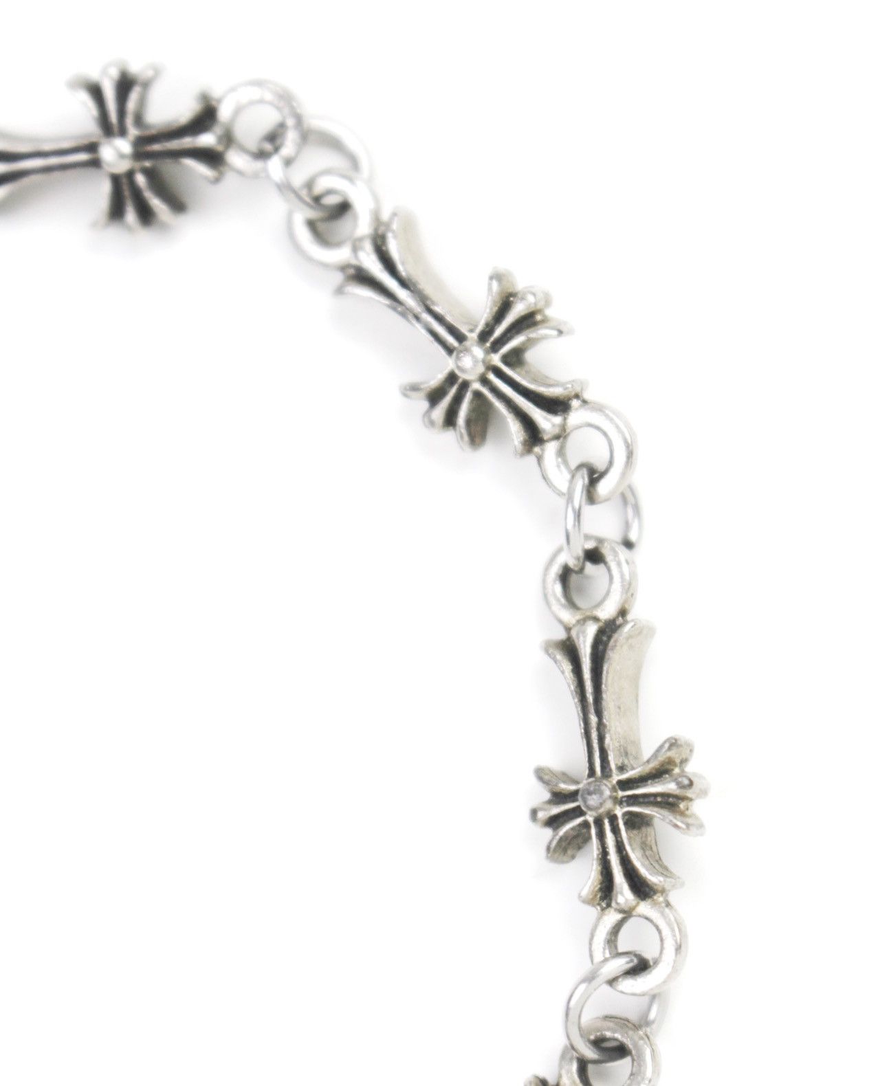 Japanese Brand 2000S JAPANESE MADE GOTHIC CROSS LINK BRACELET Size ONE SIZE - 4 Thumbnail