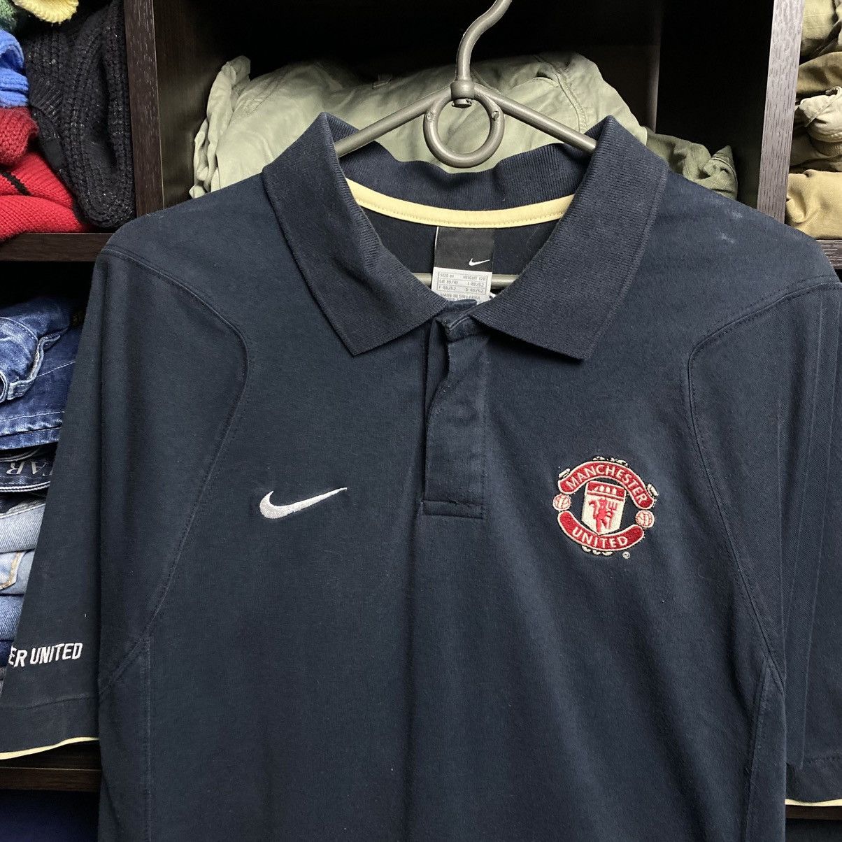 Nike Vintage Nike Manchester United 2000’s soccer polo size L Size US L / EU 52-54 / 3 - 2 Thumbnail