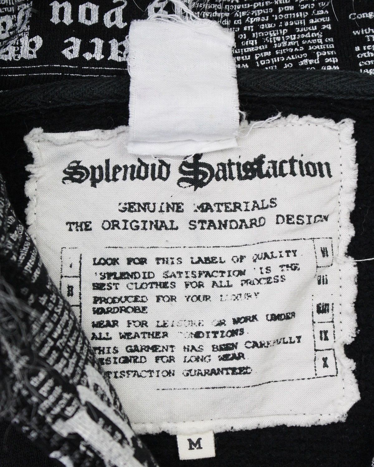 If Six Was Nine SS2005 SPLENDID SATISFACTION GOTHIC NEWSPAPER HOODIE Size US M / EU 48-50 / 2 - 7 Thumbnail