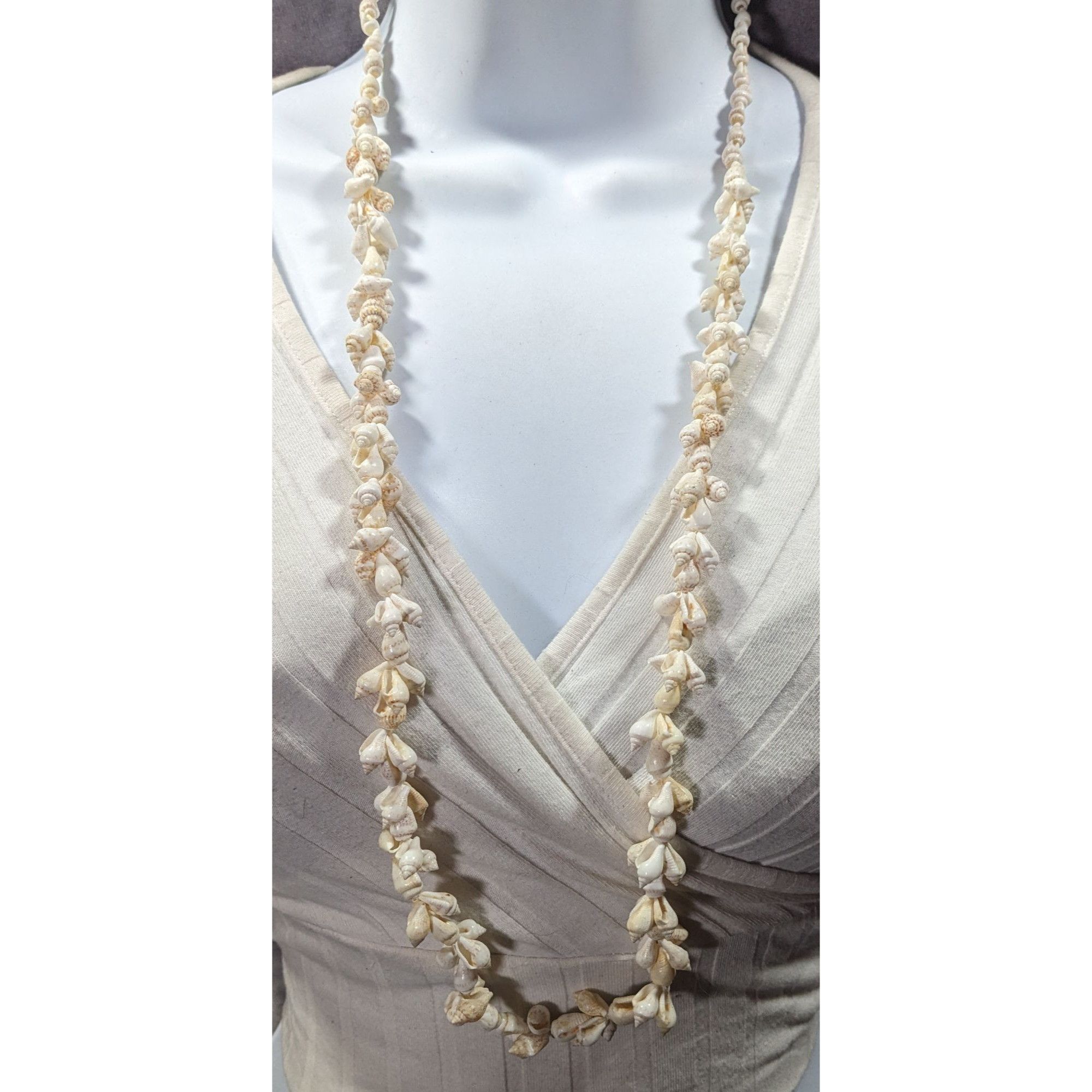 Other Mermaidcore Summer Beachy Cream Seashell Necklace Size ONE SIZE - 5 Thumbnail