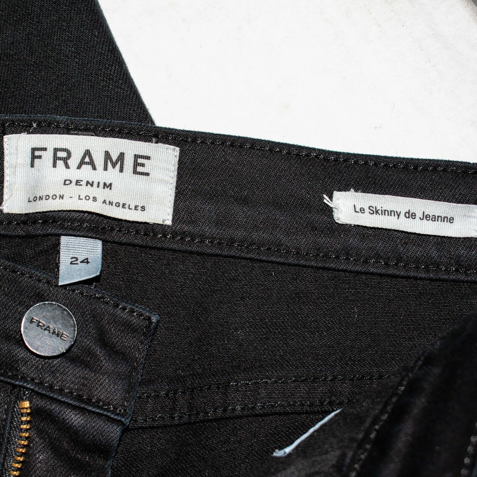 Frame FRAME Denim Le Skinny de Jeanne in Ashland Black Ripped Size 24" / US 00 / IT 34 - 4 Thumbnail