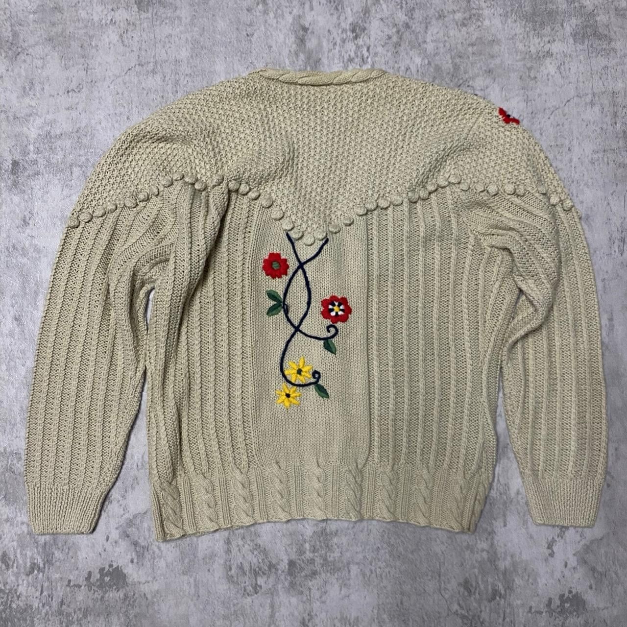 Other Embroidered floral cardigan with beads and pom poms Size M / US 6-8 / IT 42-44 - 4 Thumbnail