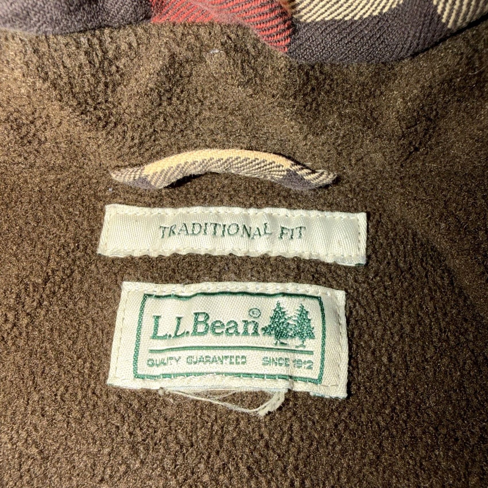 Vintage VINTAGE LL Bean Shacket Mens XXL Red Beige Black Plaid Fleece Lined Flannel Shirt Size US XXL / EU 58 / 5 - 7 Thumbnail