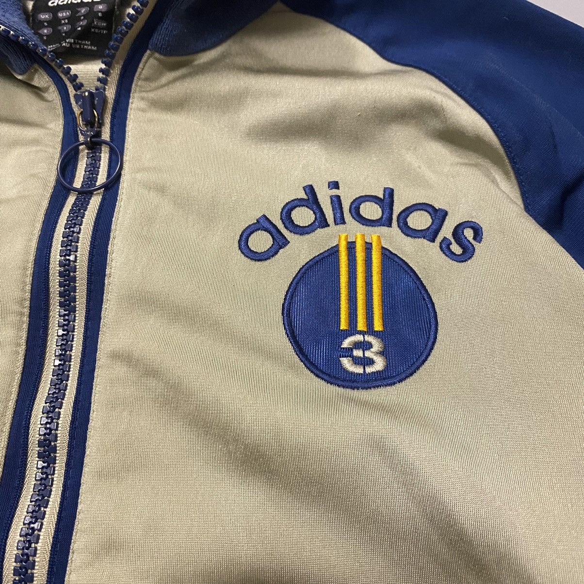 Adidas Vintage Adidas Big Logo Zip Track Jacket Mens S Size US S / EU 44-46 / 1 - 5 Thumbnail