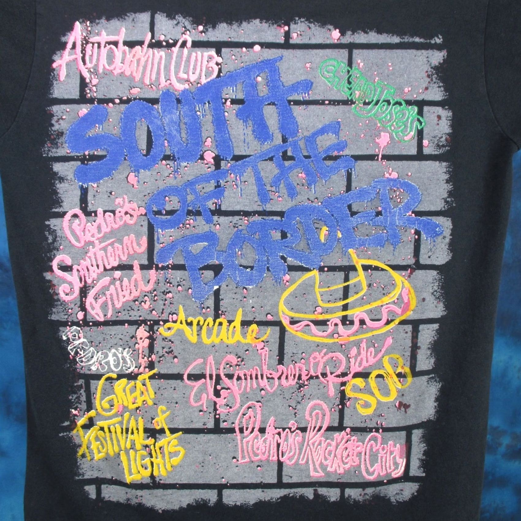 Vintage vtg 90s SOUTH OF THE BORDER GRAFFITI T-Shirt MEDIUM/LARGE mexico Size US M / EU 48-50 / 2 - 3 Thumbnail