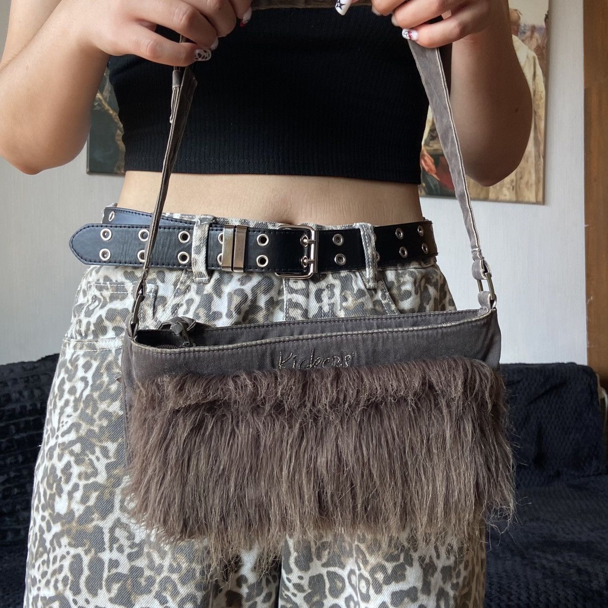 Hysteric Glamour 📌 Crazy Vintage Kickers Faux Fur Y2K Handle Bag Size ONE SIZE - 2 Thumbnail