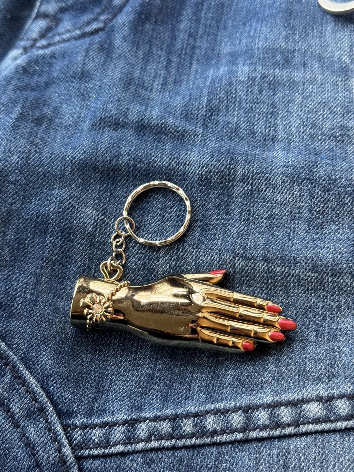 Japanese Brand × Vintage 🤌🔥Vintage 90s Hand Cigar Lighter rare unisex keychain Size ONE SIZE - 1 Thumbnail