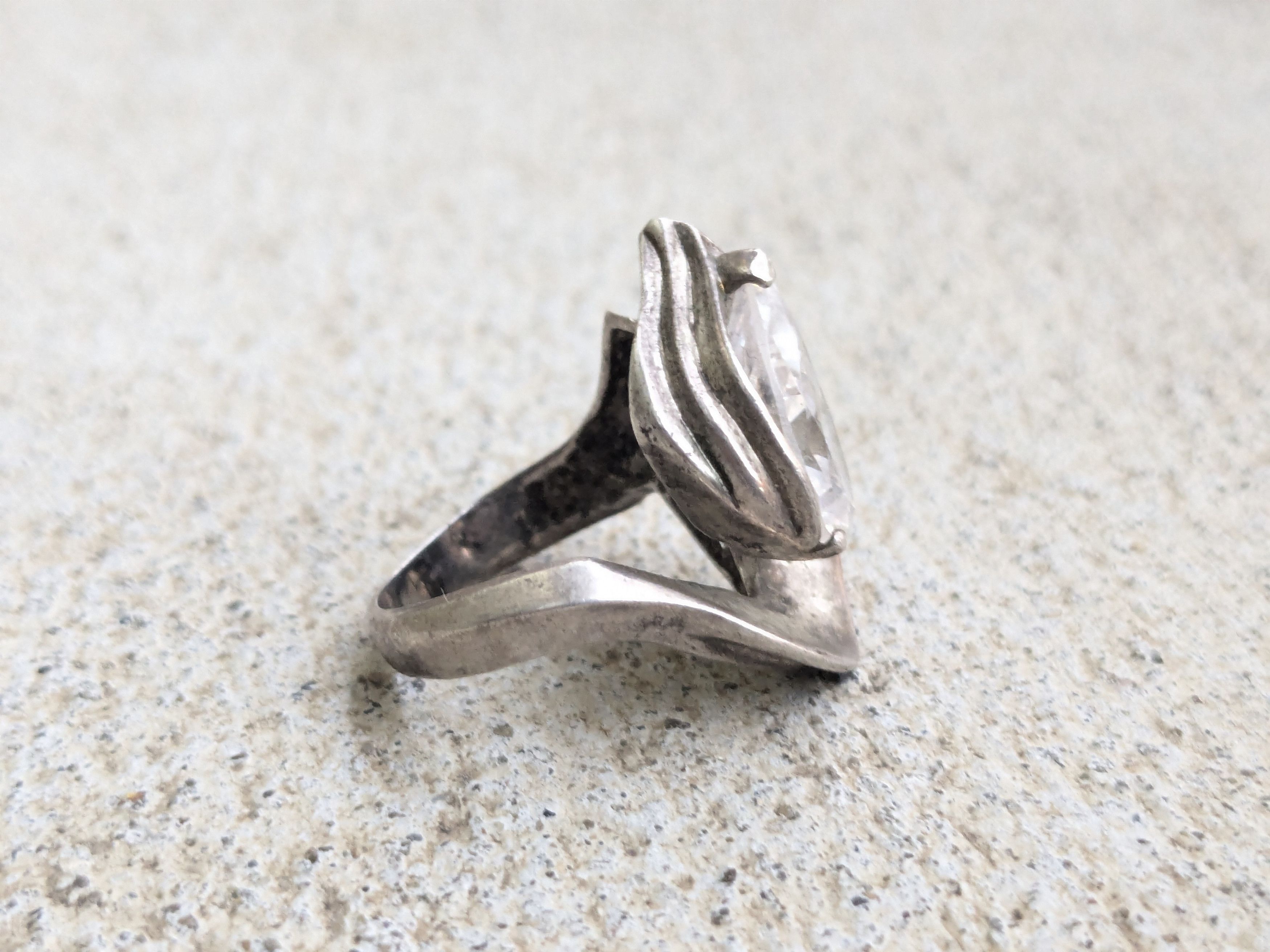 Vintage Vintage Sterling Silver Ring 7 CZ Teardrop Pear Modern Size ONE SIZE - 3 Thumbnail