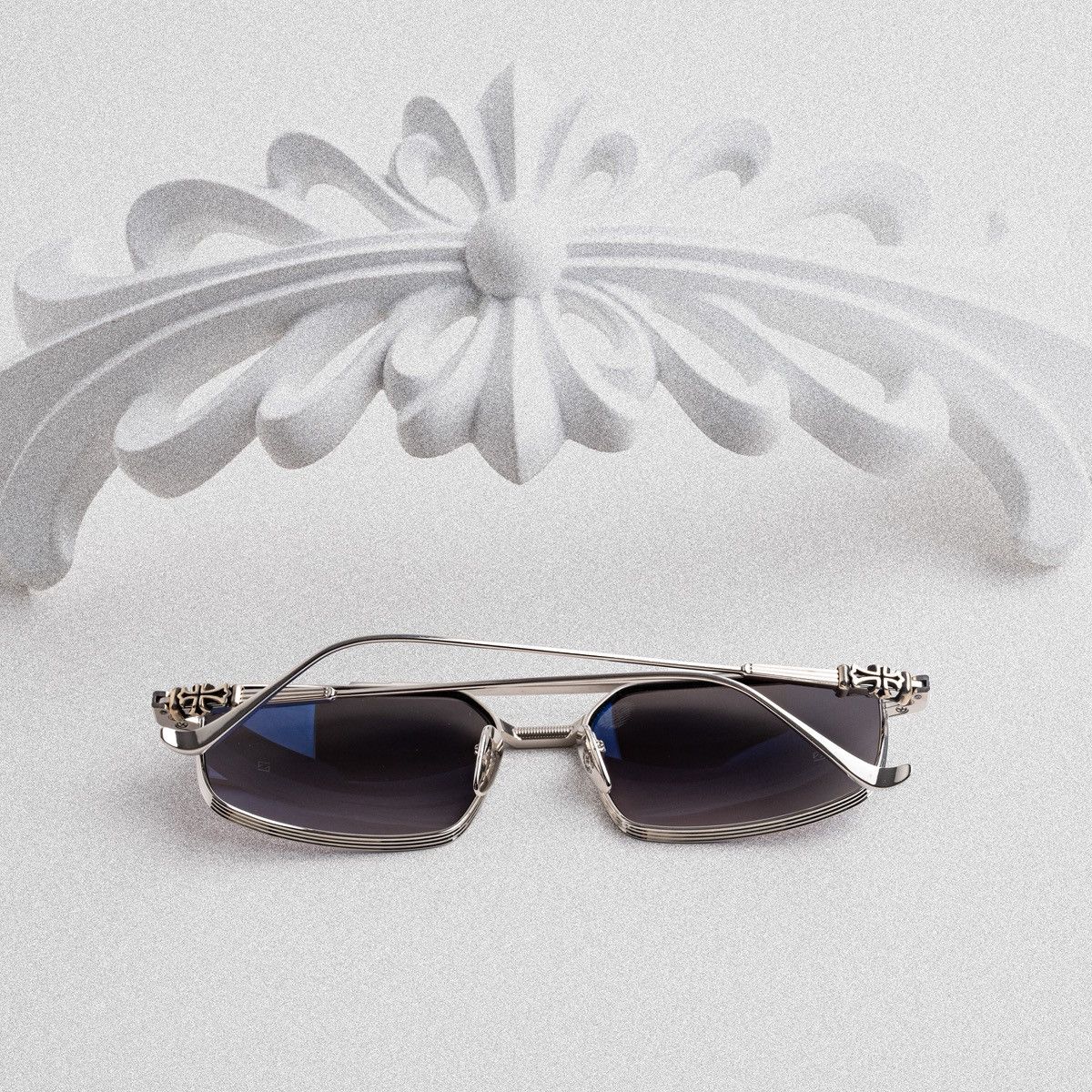 Chrome Hearts CHROME HEARTS LICK'N SHINY SILVER SUNGLASSES Size ONE SIZE - 7 Thumbnail