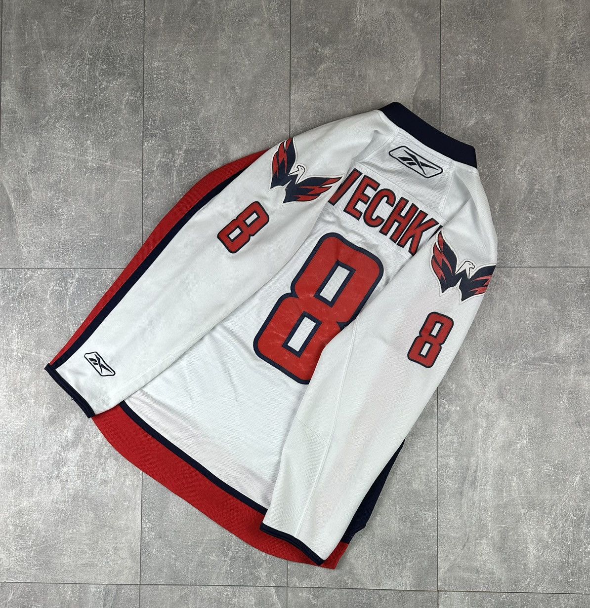 Reebok Reebok Washington Capitals CCM Ovechkin #8 NHL Hockey Jersey Size US L / EU 52-54 / 3 - 19 Thumbnail