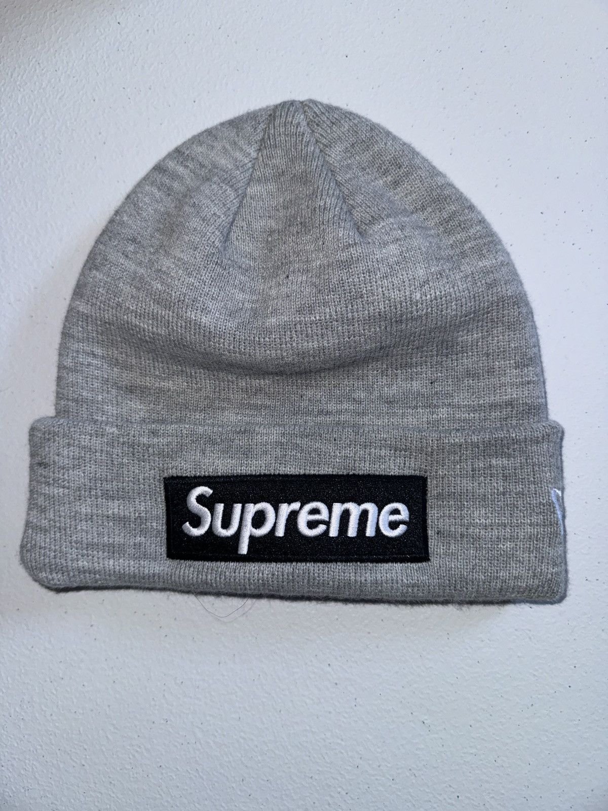 New Era × Supreme Box Logo Beanie Size ONE SIZE - 7 Thumbnail