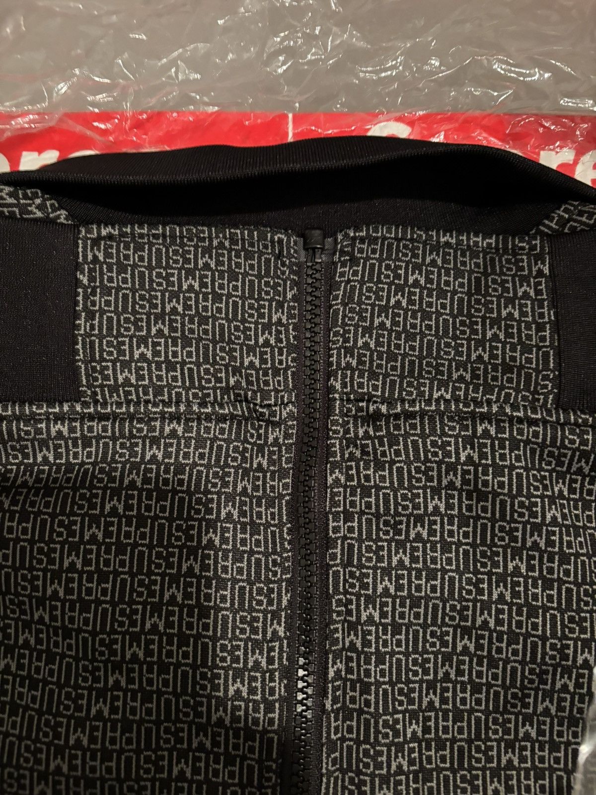 Supreme SUPREME Repeat Track Jacket Large Black SS22 new Size US L / EU 52-54 / 3 - 3 Thumbnail