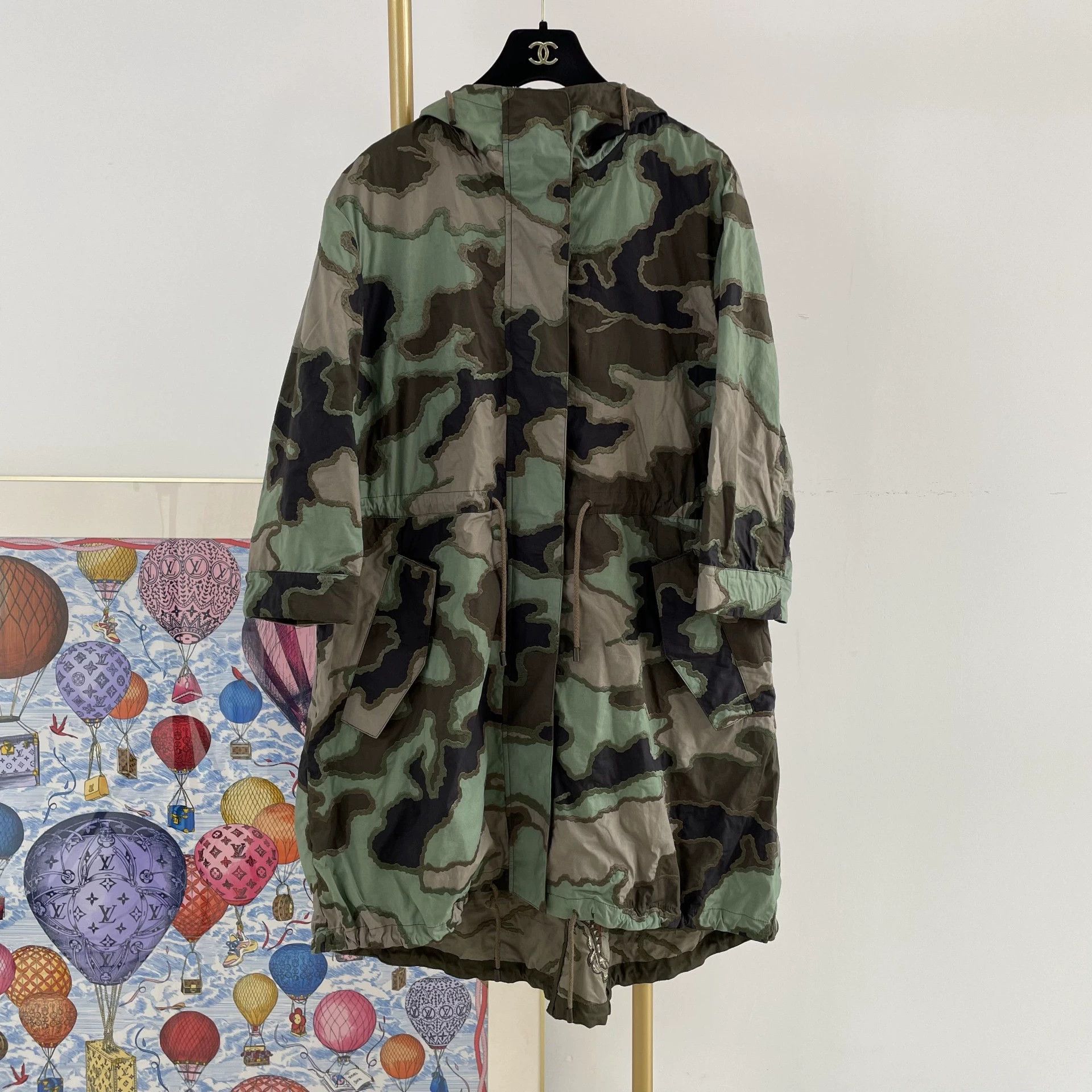 Valentino Valentino Camouflage Embroidered Coat - dmc Size US L / EU 52-54 / 3 - 1 Thumbnail