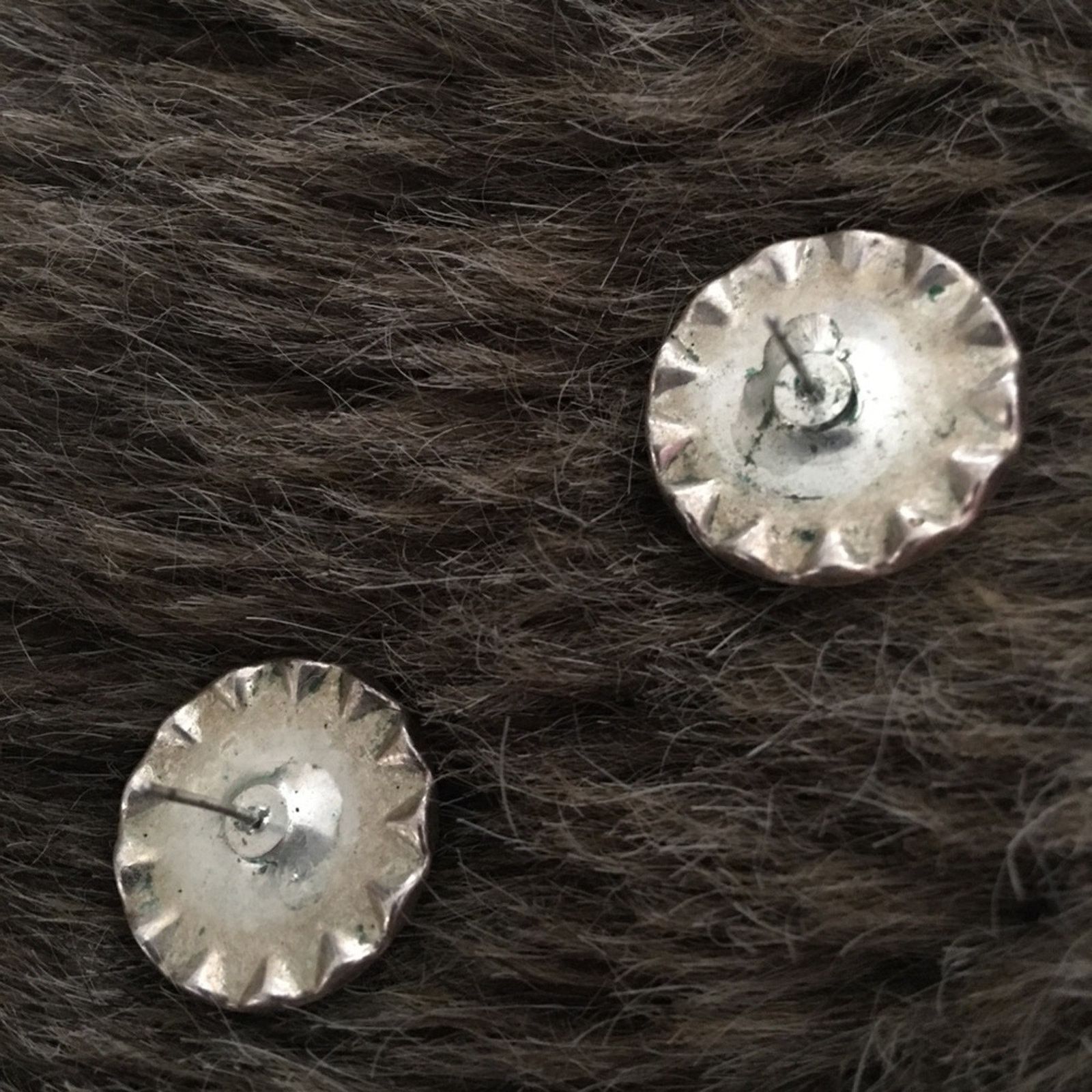 Vintage Vintage aurora borealis rivoli cut pierced earring Size ONE SIZE - 5 Thumbnail