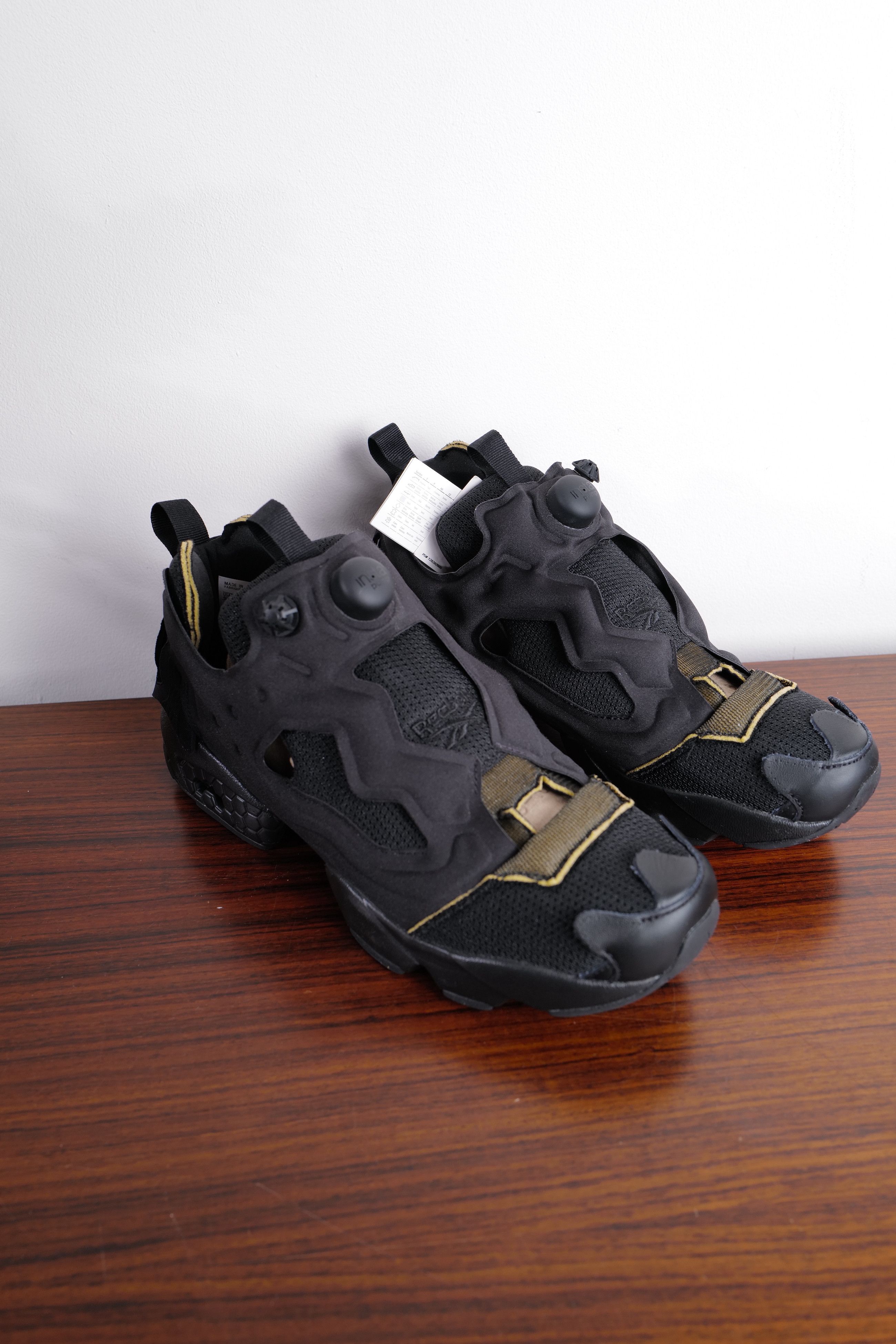 Maison Margiela × Reebok INSTA PUMP Size US 9.5 / EU 42-43 - 12 Thumbnail